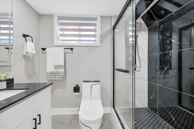 Additional property image - 9 Faircourt Dr