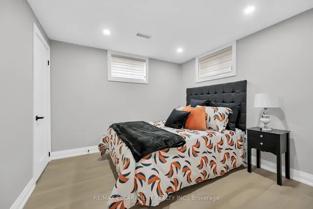 Additional property image - 9 Faircourt Dr