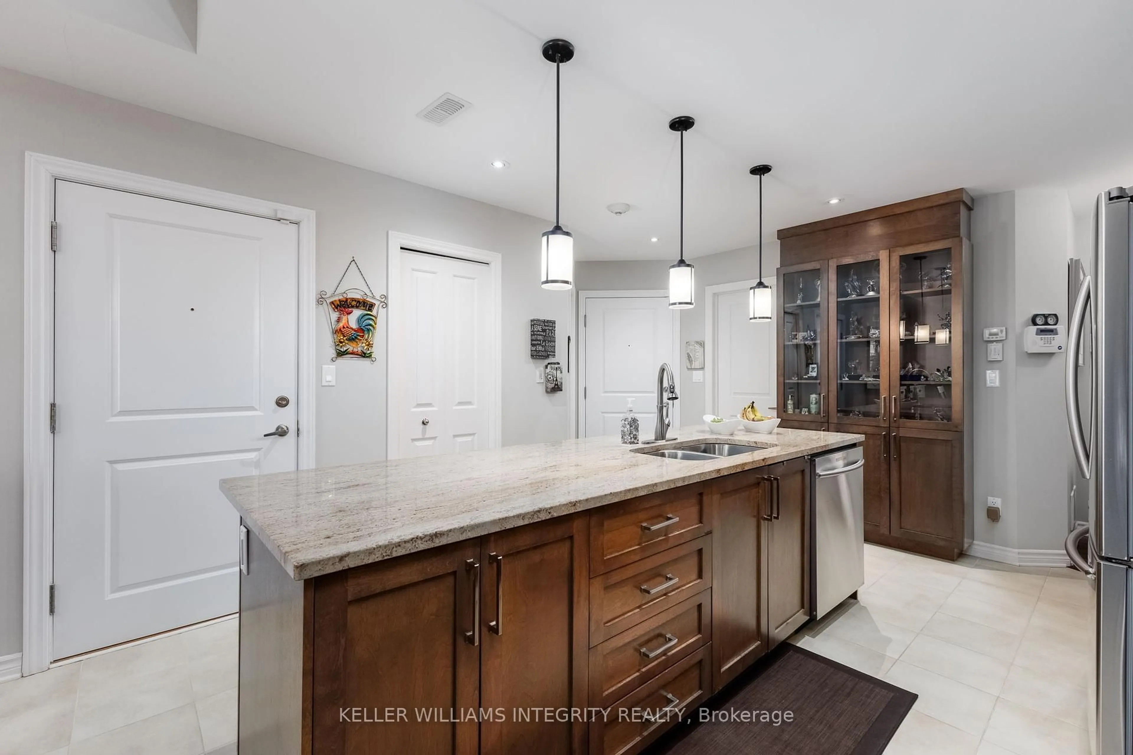 Contemporary kitchen, ceramic/tile floor for 70 Prestige Circ #7, Ottawa Ontario K4A 0Y1