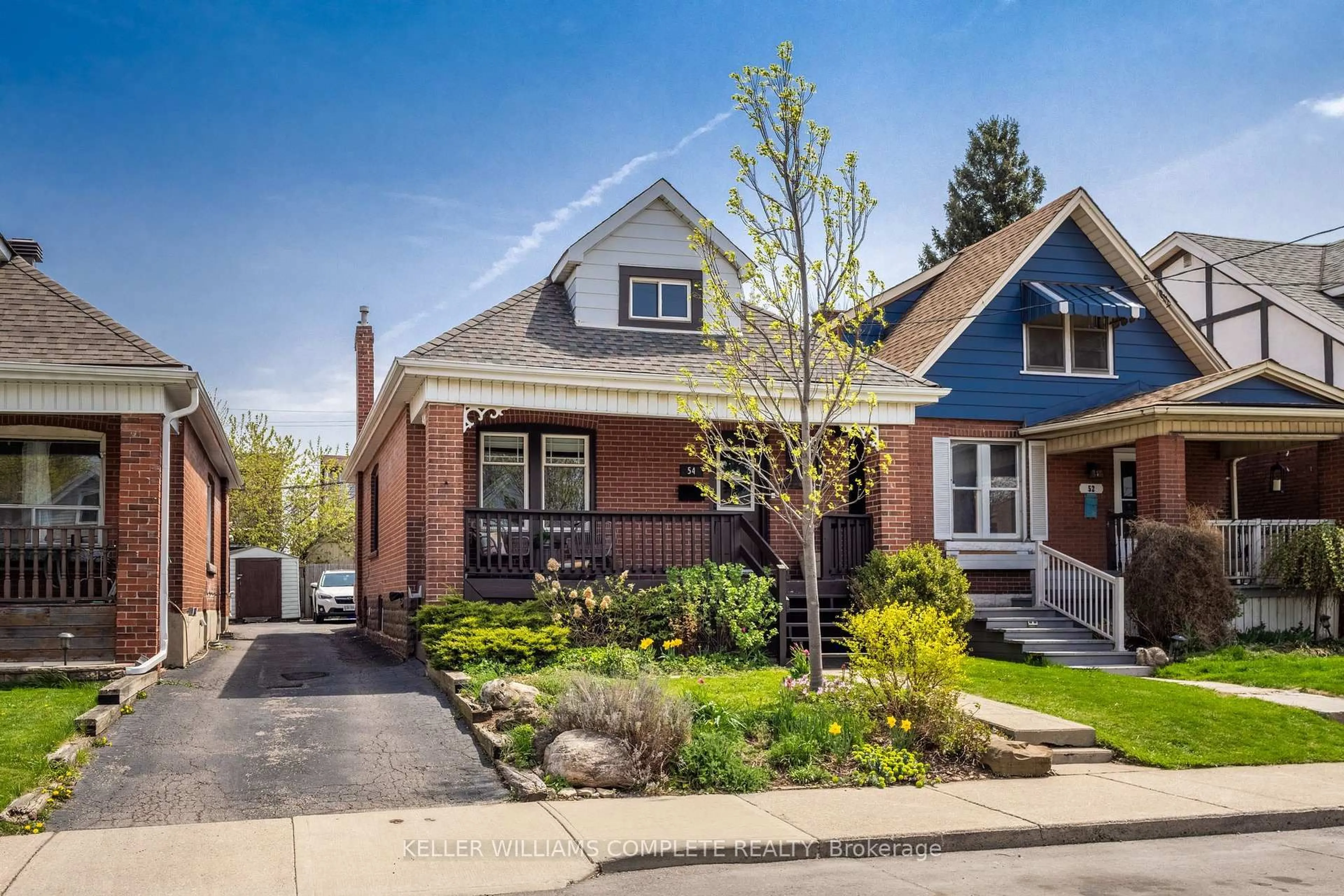 Home with brick exterior material, street for 54 Connaught Ave, Hamilton Ontario L8L 6Y8