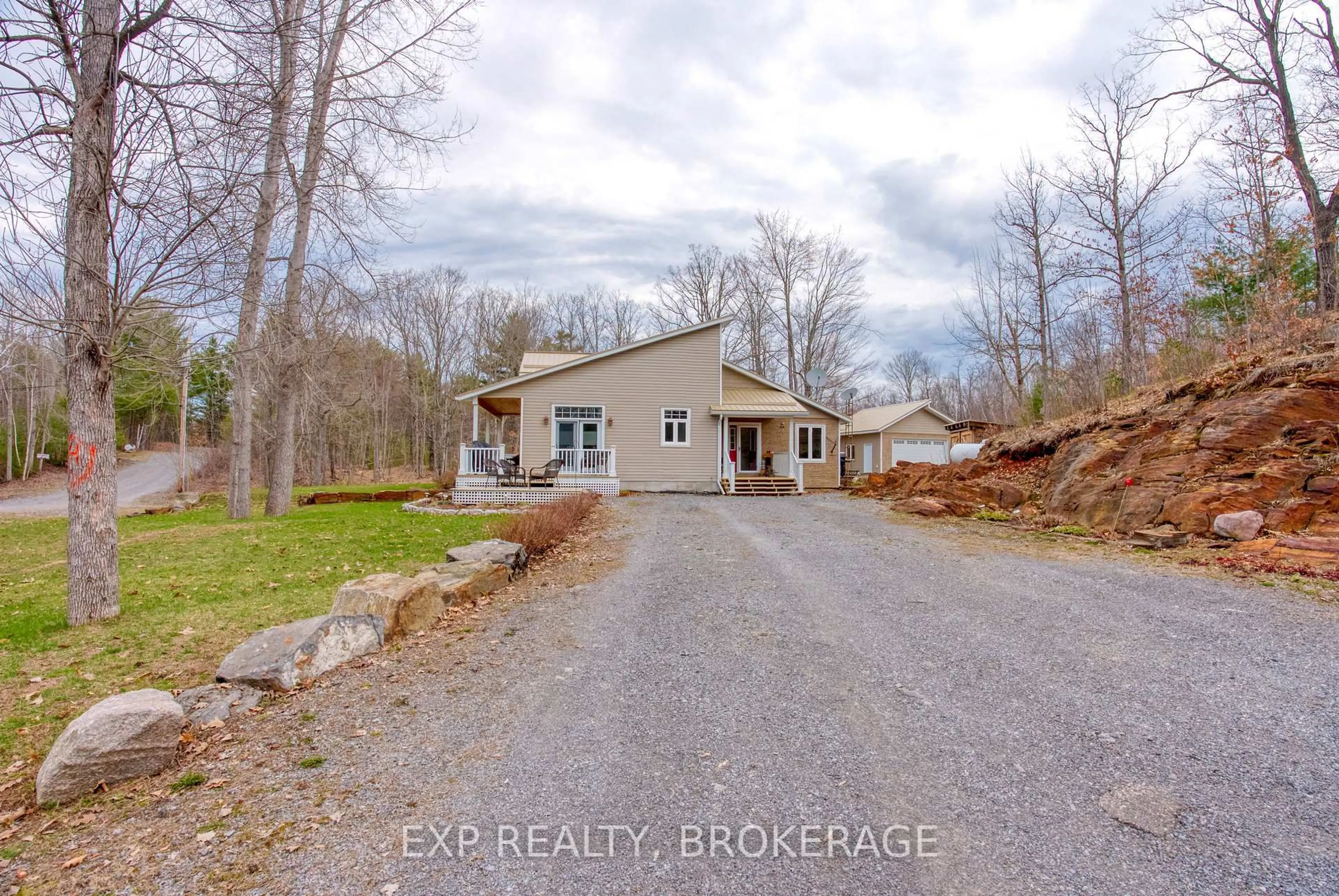A pic from outside/outdoor area/front of a property/back of a property/a pic from drone, street for 173 Castle Rock Lane, Tamworth Ontario K0K 3G0
