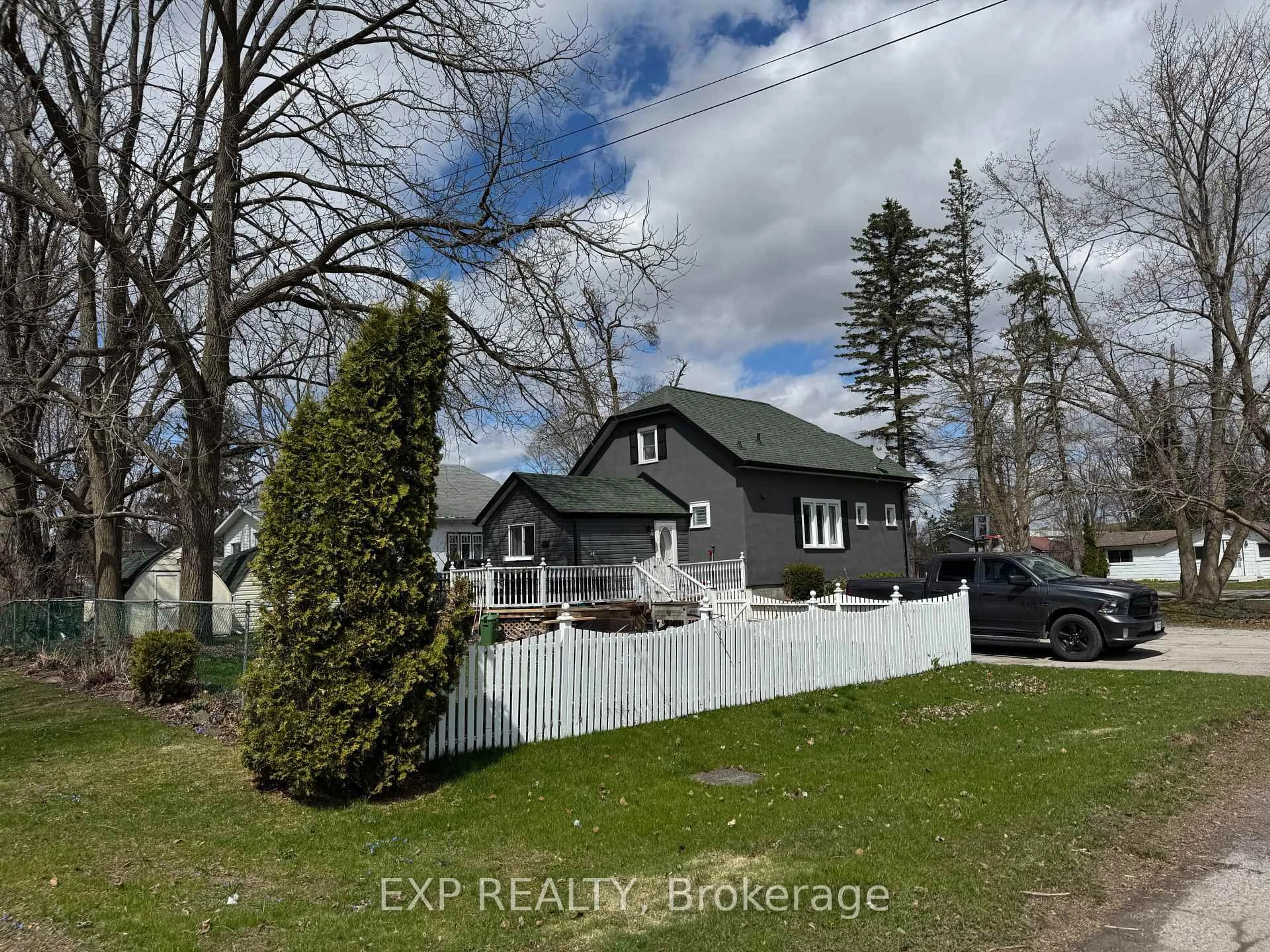 A pic from outside/outdoor area/front of a property/back of a property/a pic from drone, unknown for 13 Queen St, Kawartha Lakes Ontario K0L 2W0