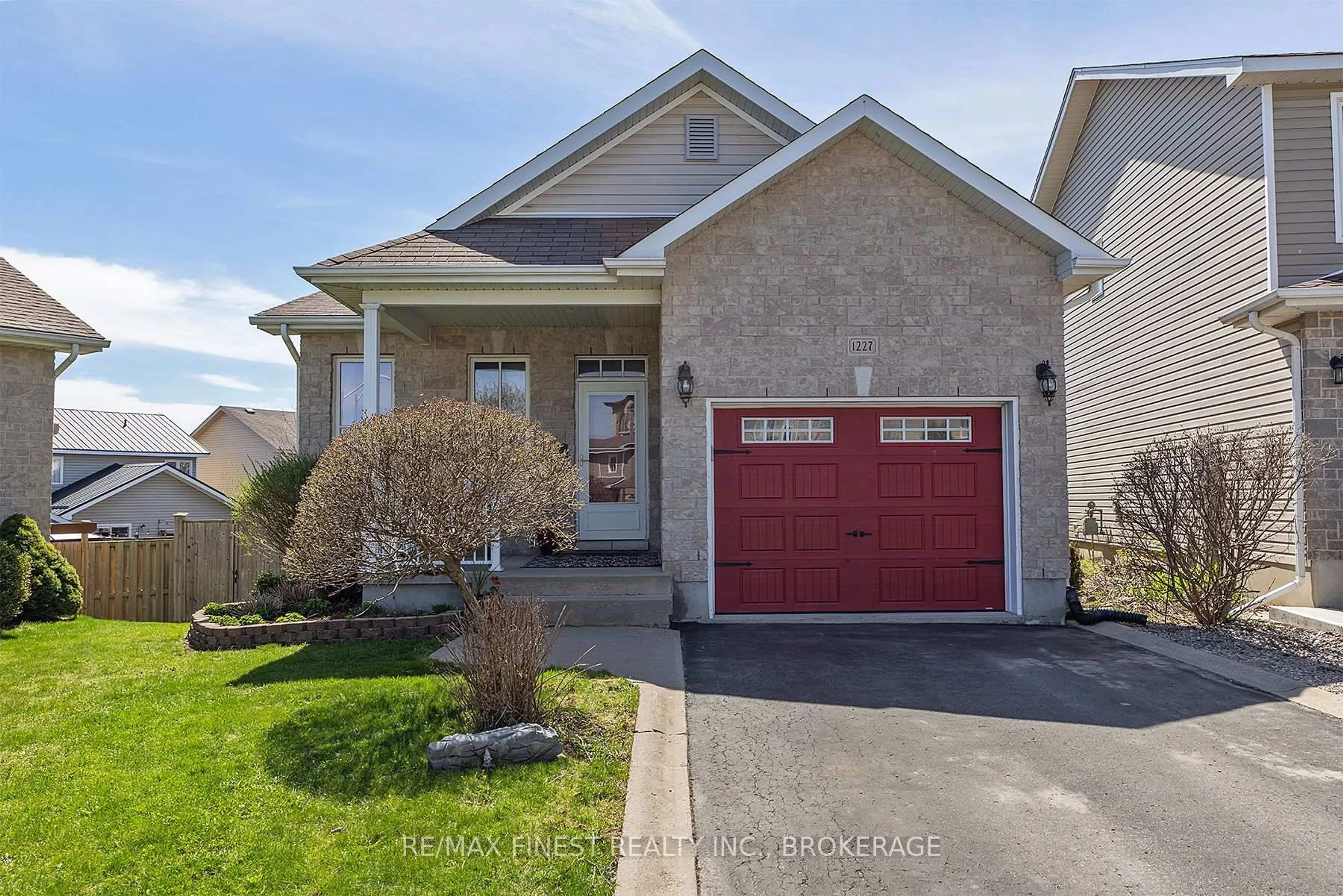Unknown for 1227 Amanda Crt, Kingston Ontario K7P 0P3