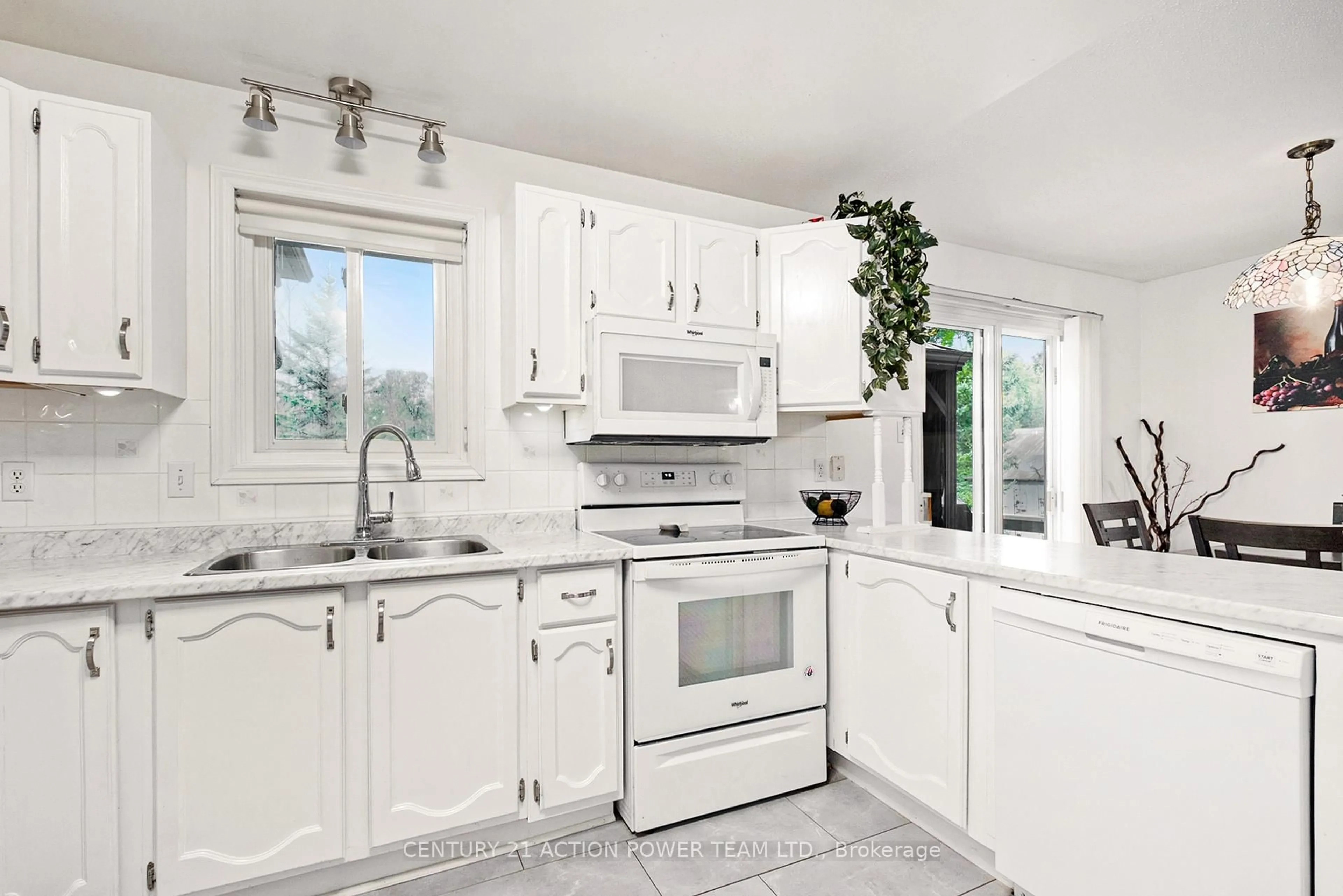 Unknown for 13065 Riverside Dr, South Dundas Ontario L3B 5N6