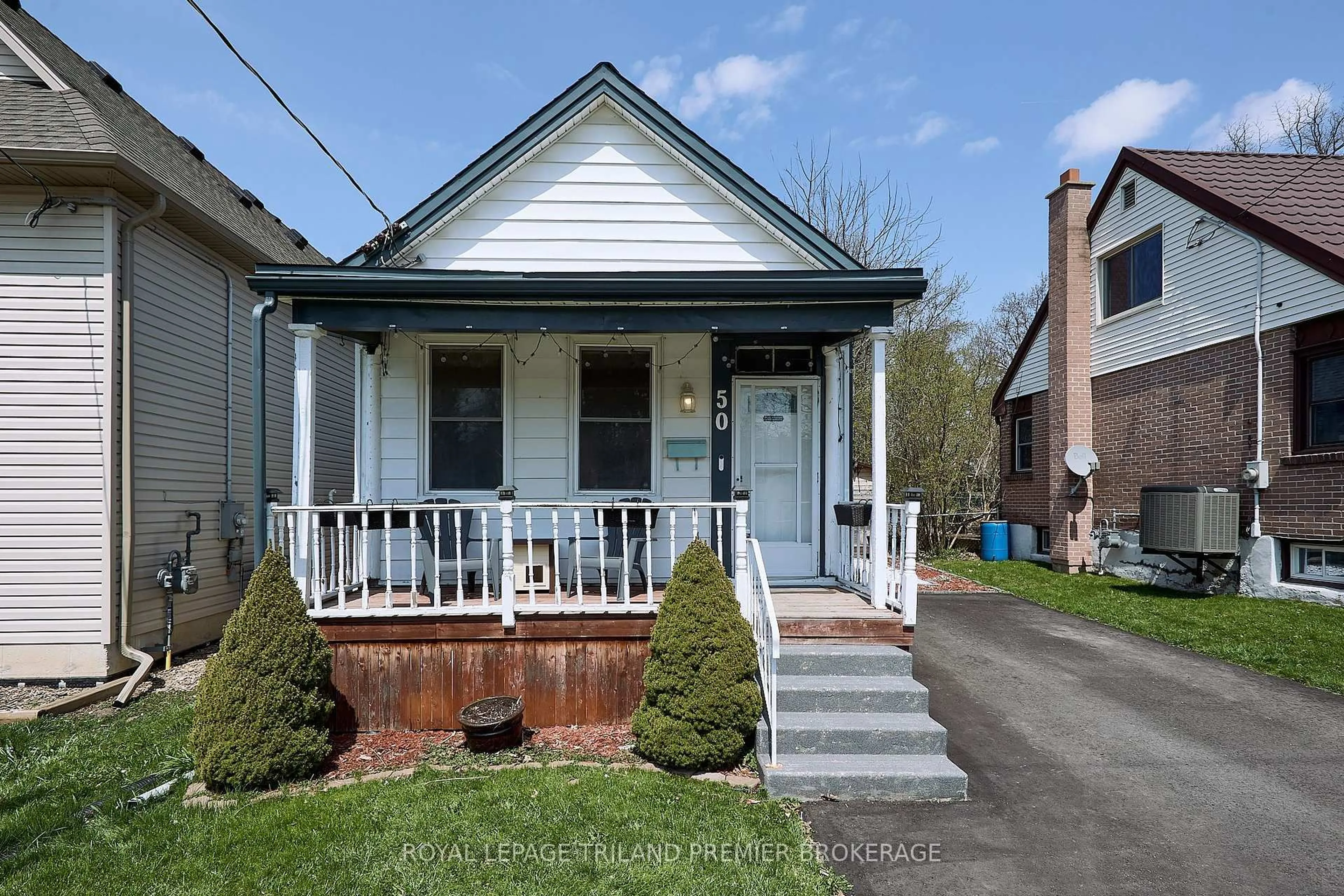 Home with vinyl exterior material, street for 50 Langarth St, London South Ontario N6J 1P2