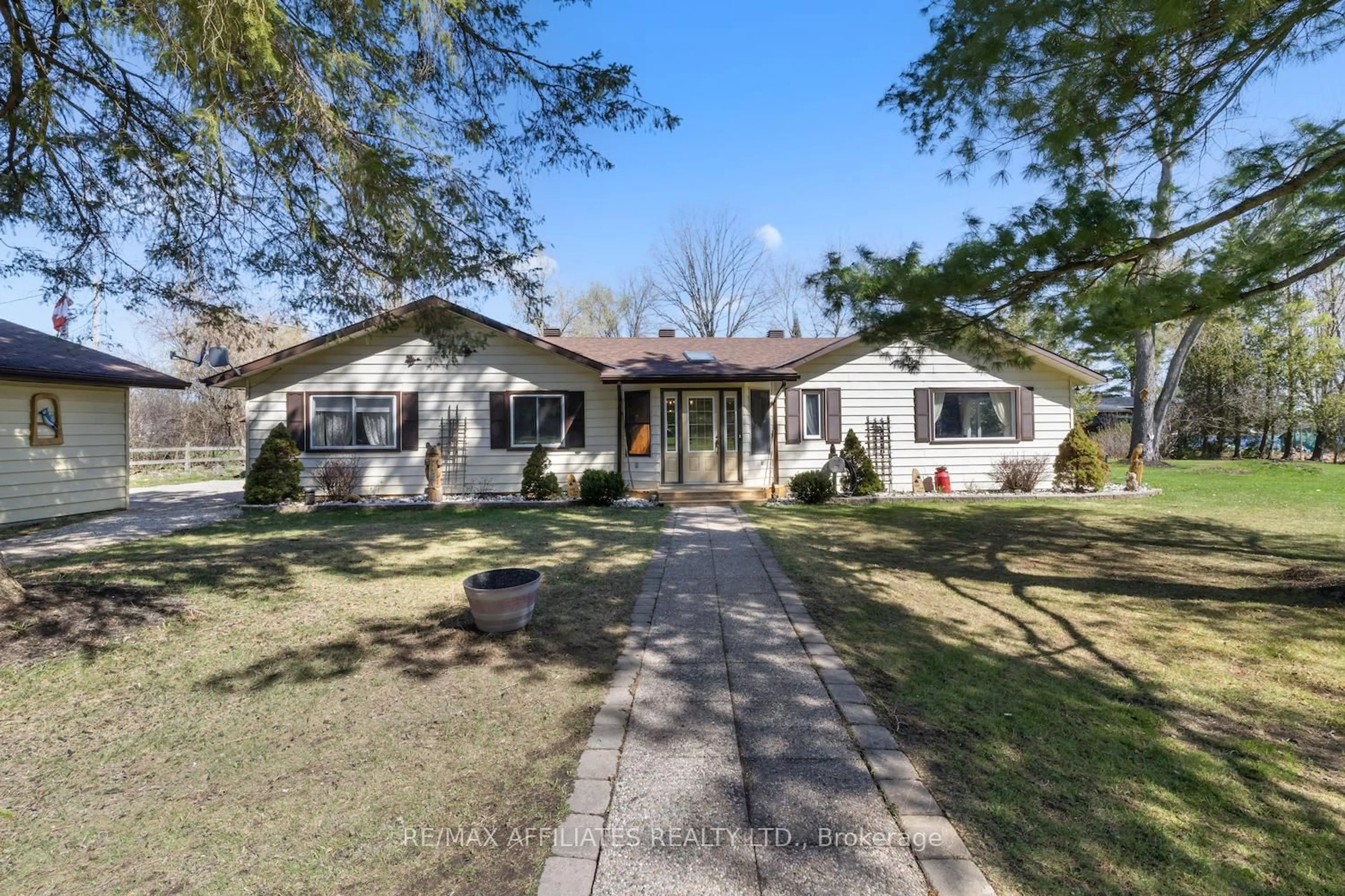 Unknown for 530 Moore Dr, Carleton Place Ontario K7C 4L1