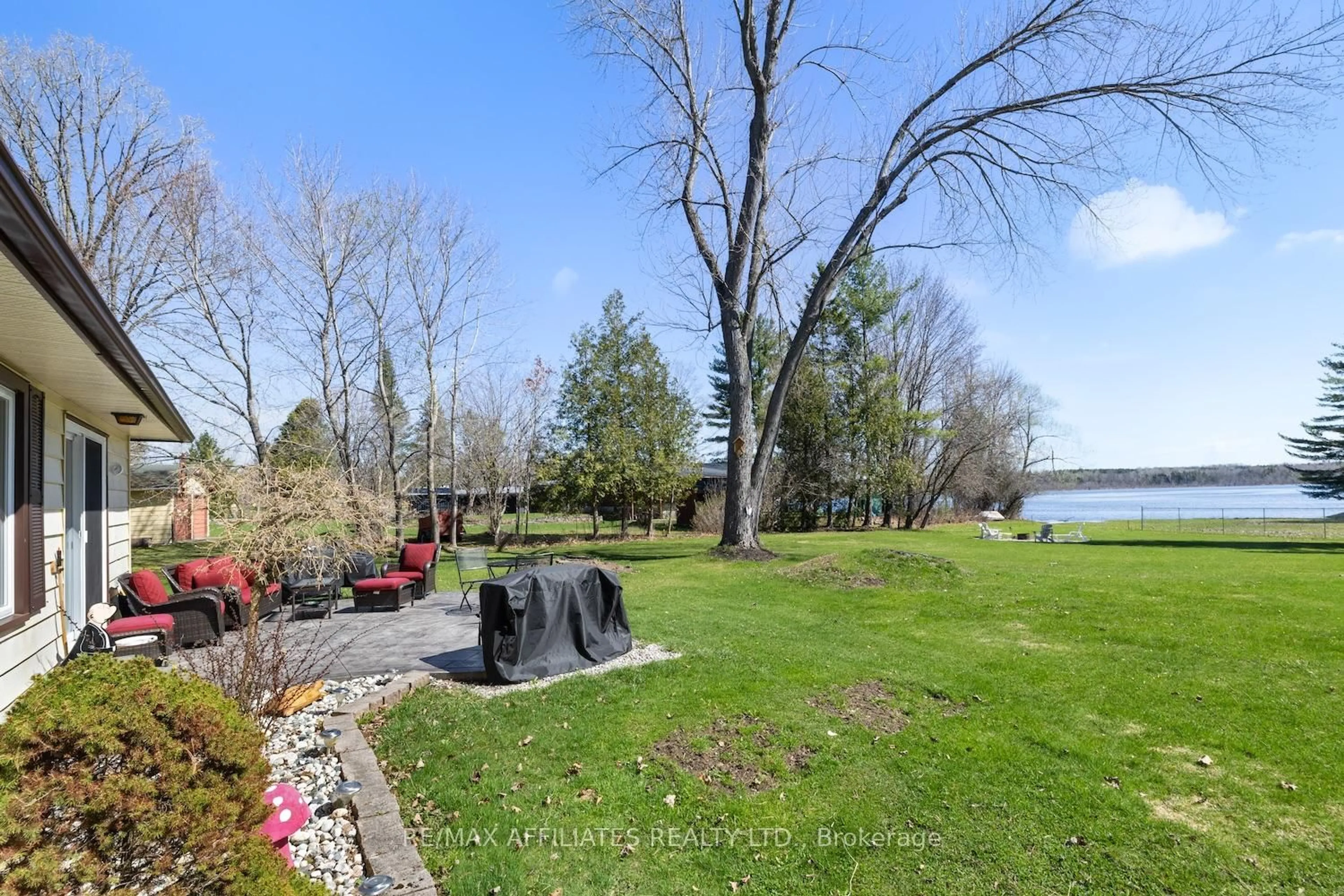 Patio, water/lake/river/ocean view for 530 Moore Dr, Carleton Place Ontario K7C 4L1