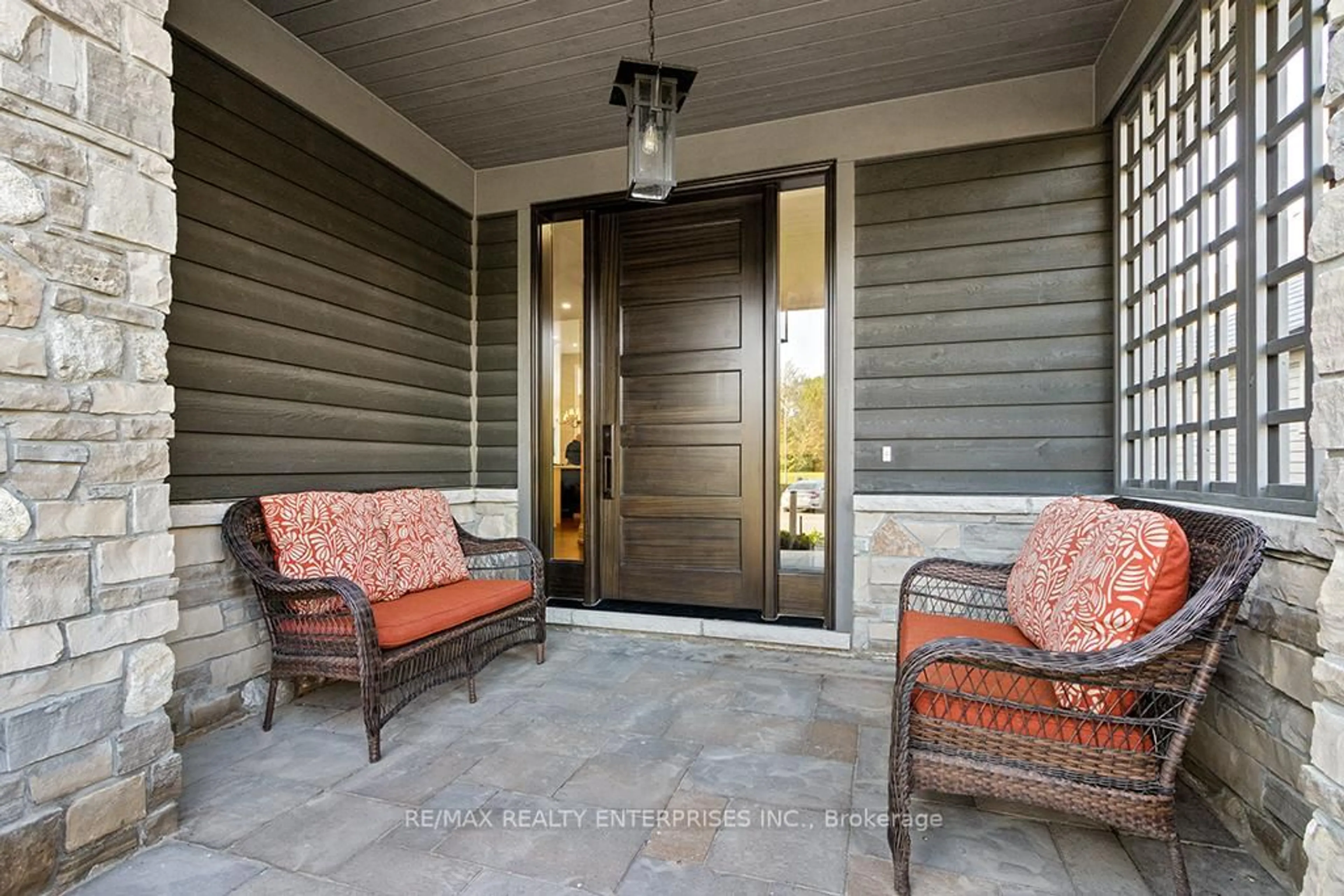 Indoor entryway for 133 Georgian Bay Lane #13, Blue Mountains Ontario N0H 1J0