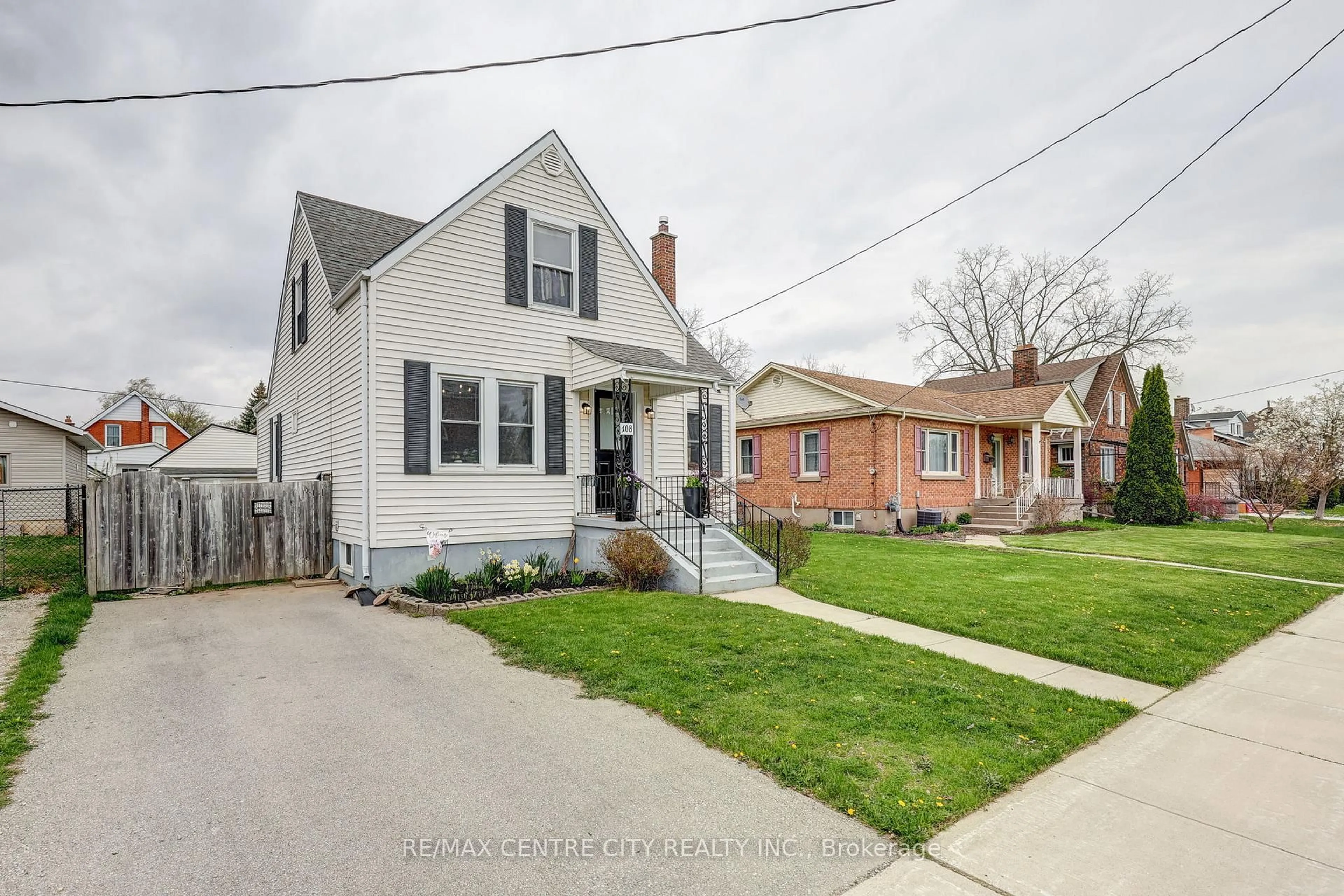 Unknown for 108 Myrtle St, St. Thomas Ontario N5R 2G3
