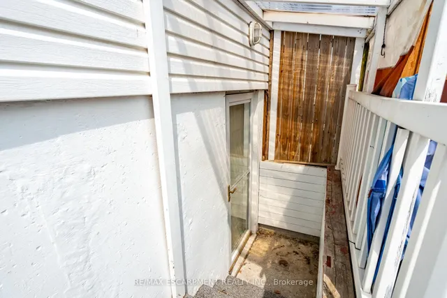 Additional property image - 12 BRENDAN Crt