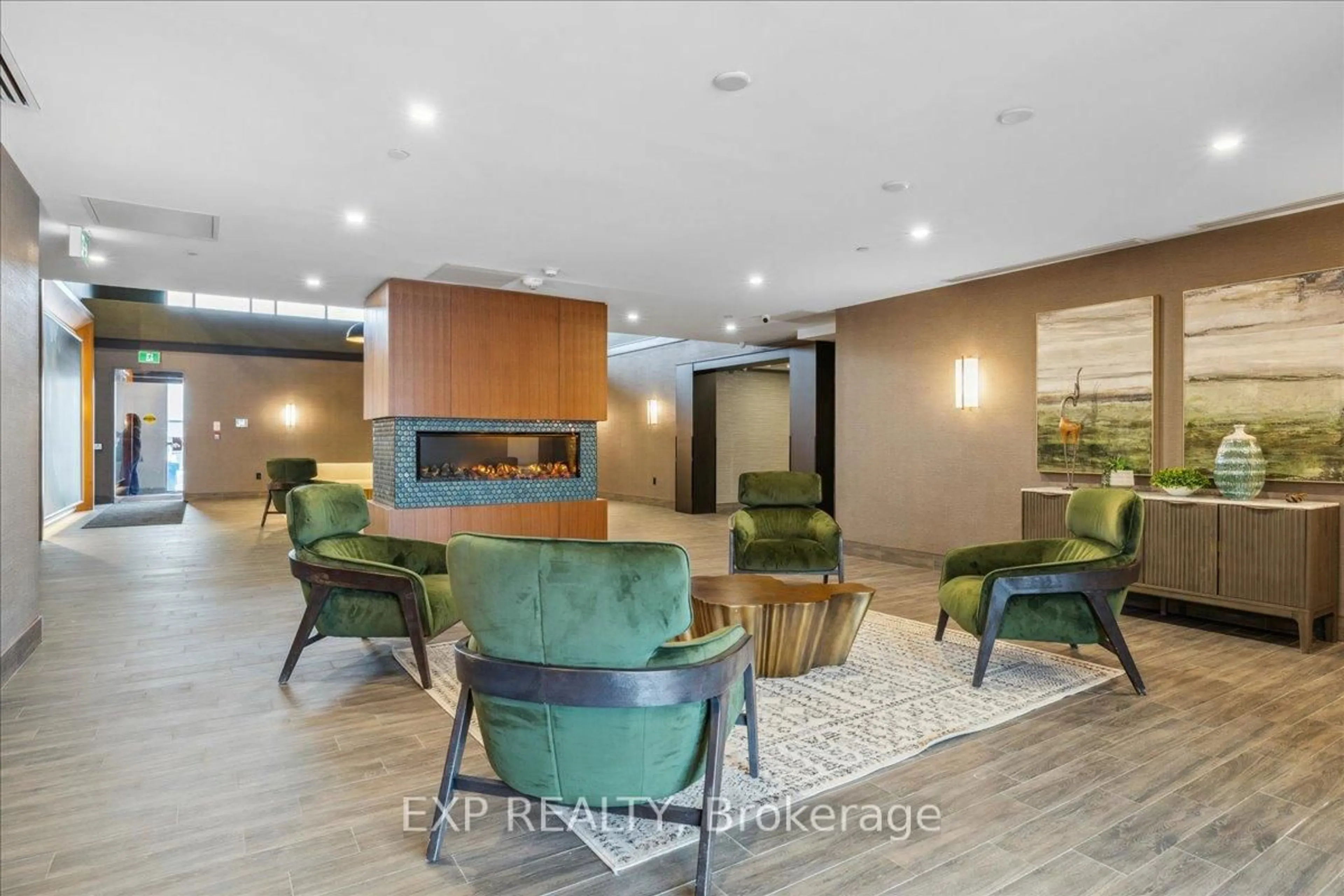 Lobby for 450 Dundas St #115, Hamilton Ontario L8B 1Z2