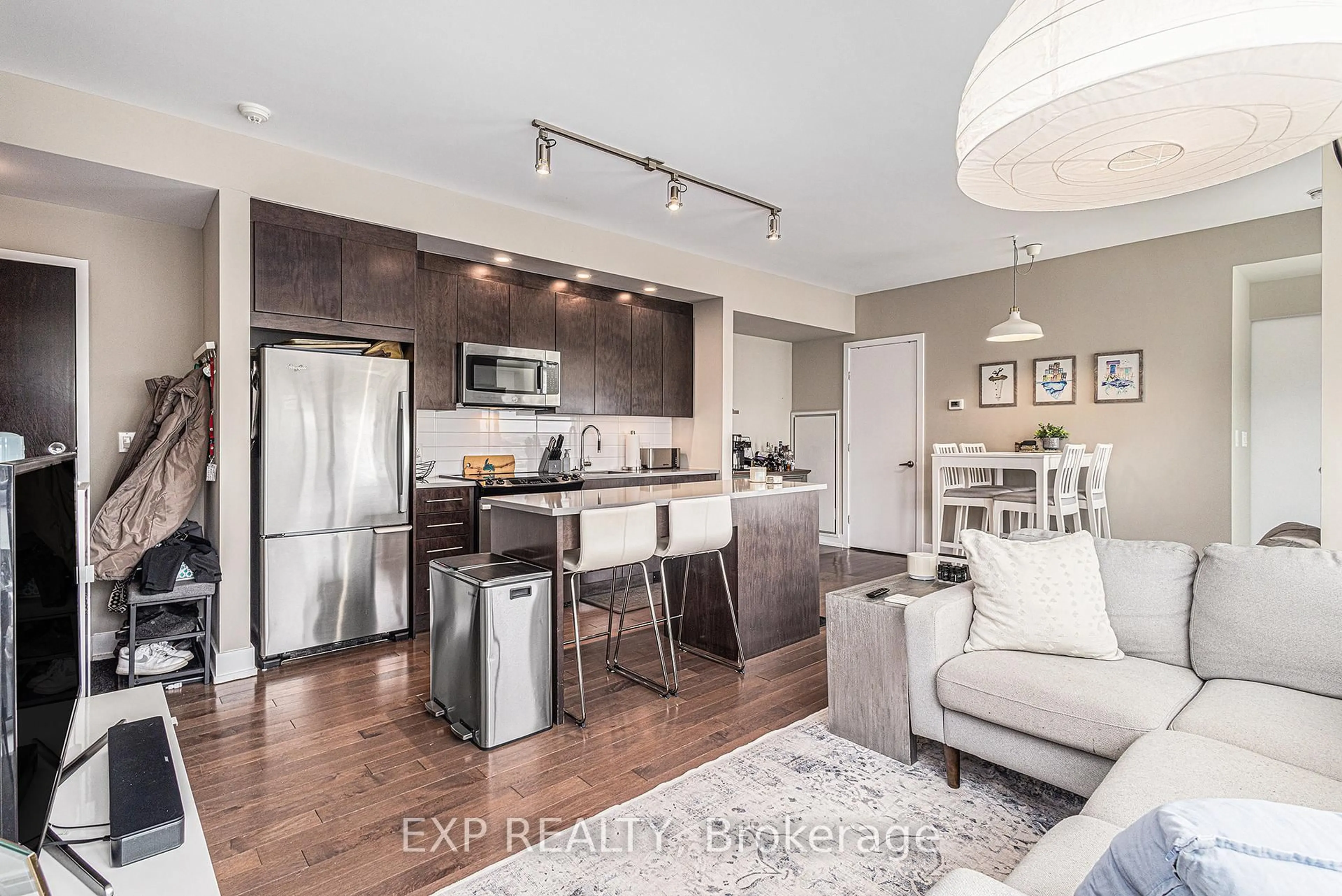 Open concept kitchen, unknown for 360 Patricia Ave #814, Ottawa Ontario K1Z 0A8