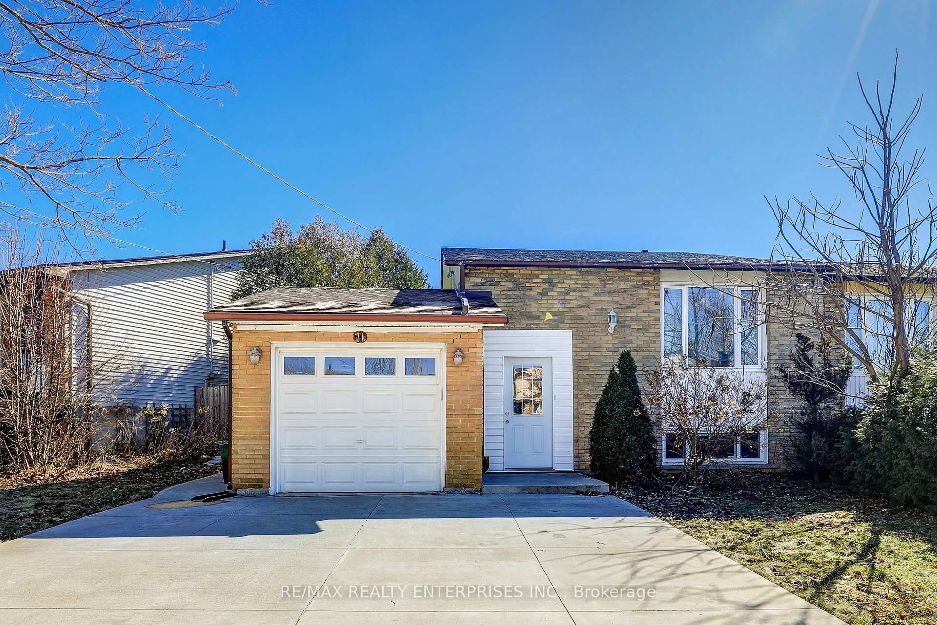 Home with brick exterior material, street for 71 Adis Ave, Hamilton Ontario L9C 6T9