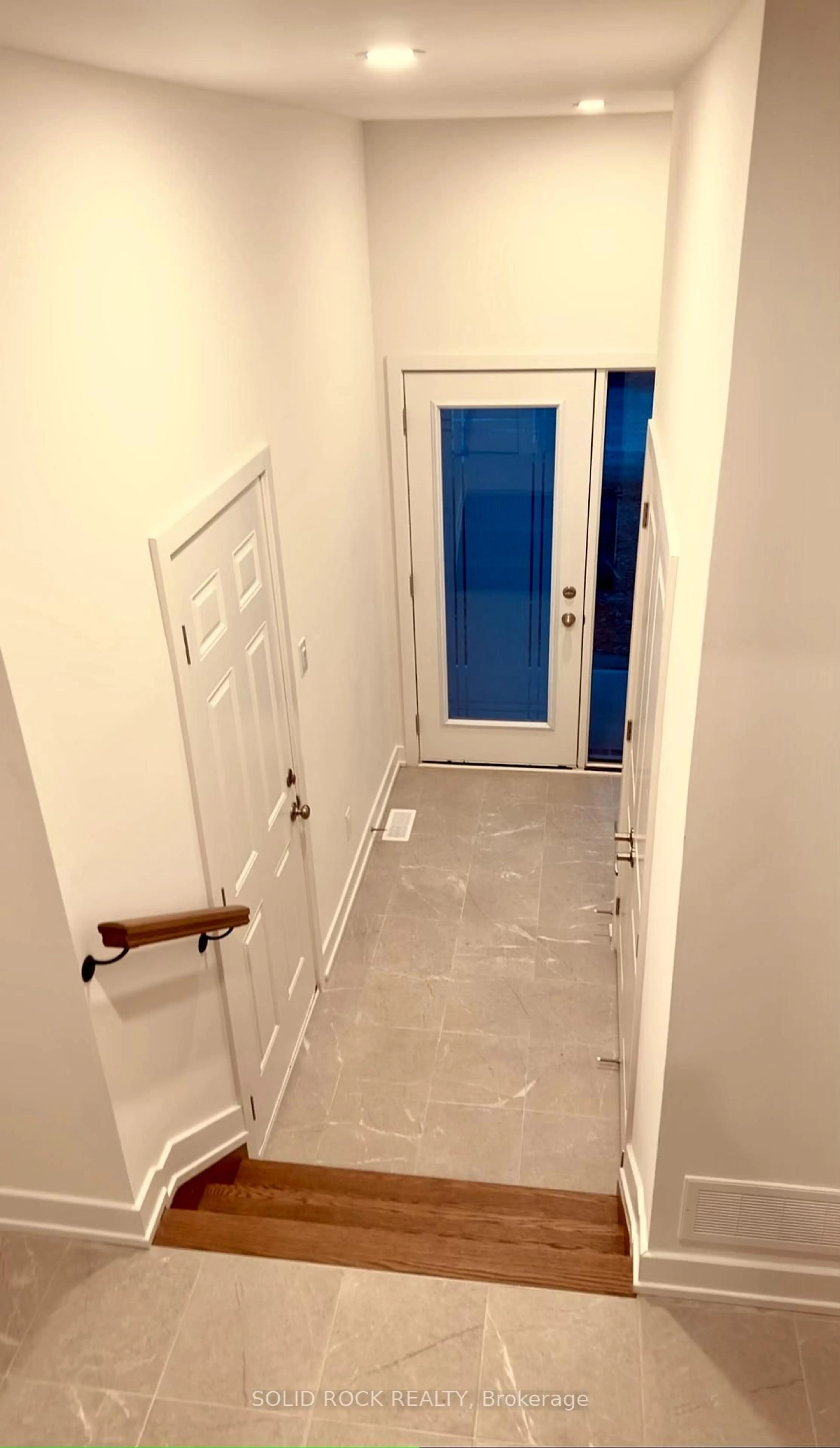 Unknown for 65 Arinto Pl, Ottawa Ontario K2S 2R7