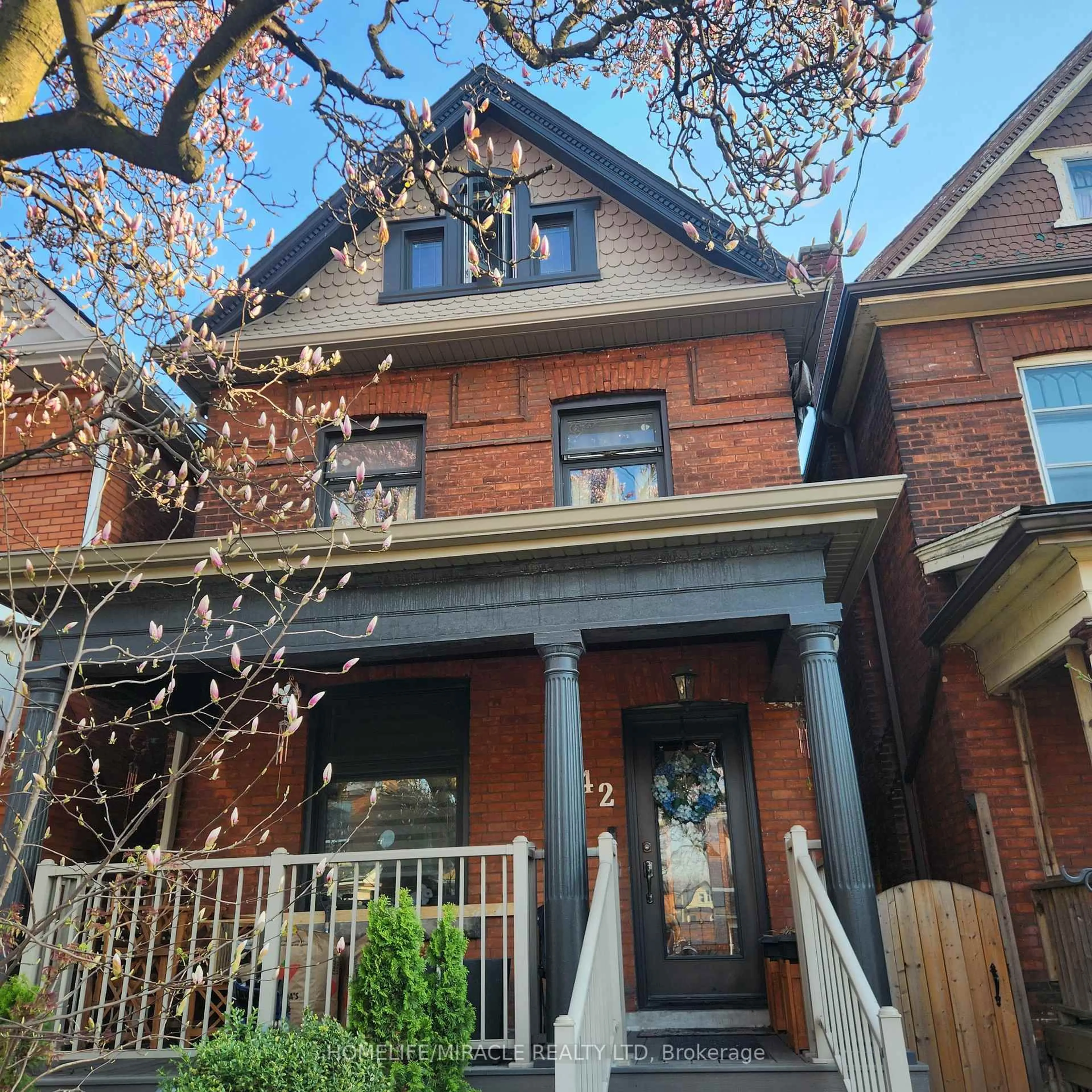 Home with brick exterior material, street for 42 Nightingale St, Hamilton Ontario L8L 1R8