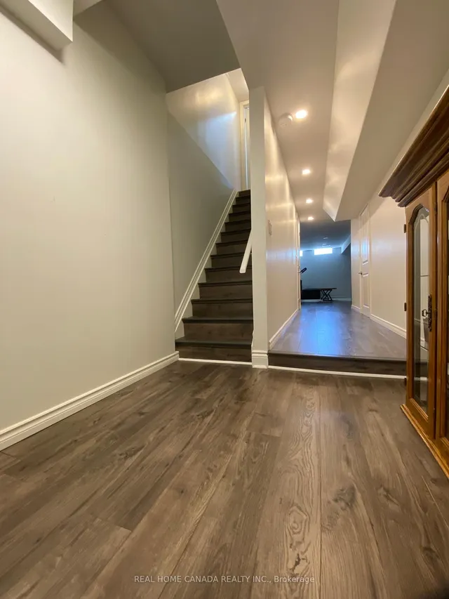 Additional image 7 of 370 Stonehenge Dr Unit 2