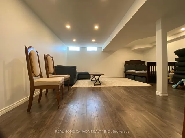 Additional image 6 of 370 Stonehenge Dr Unit 2