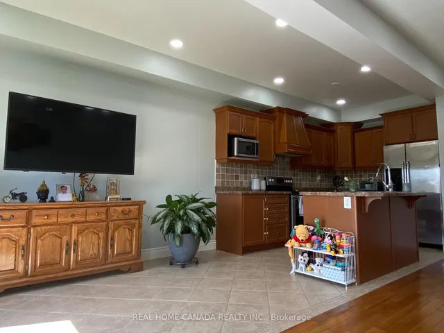 Additional image 18 of 370 Stonehenge Dr Unit 2