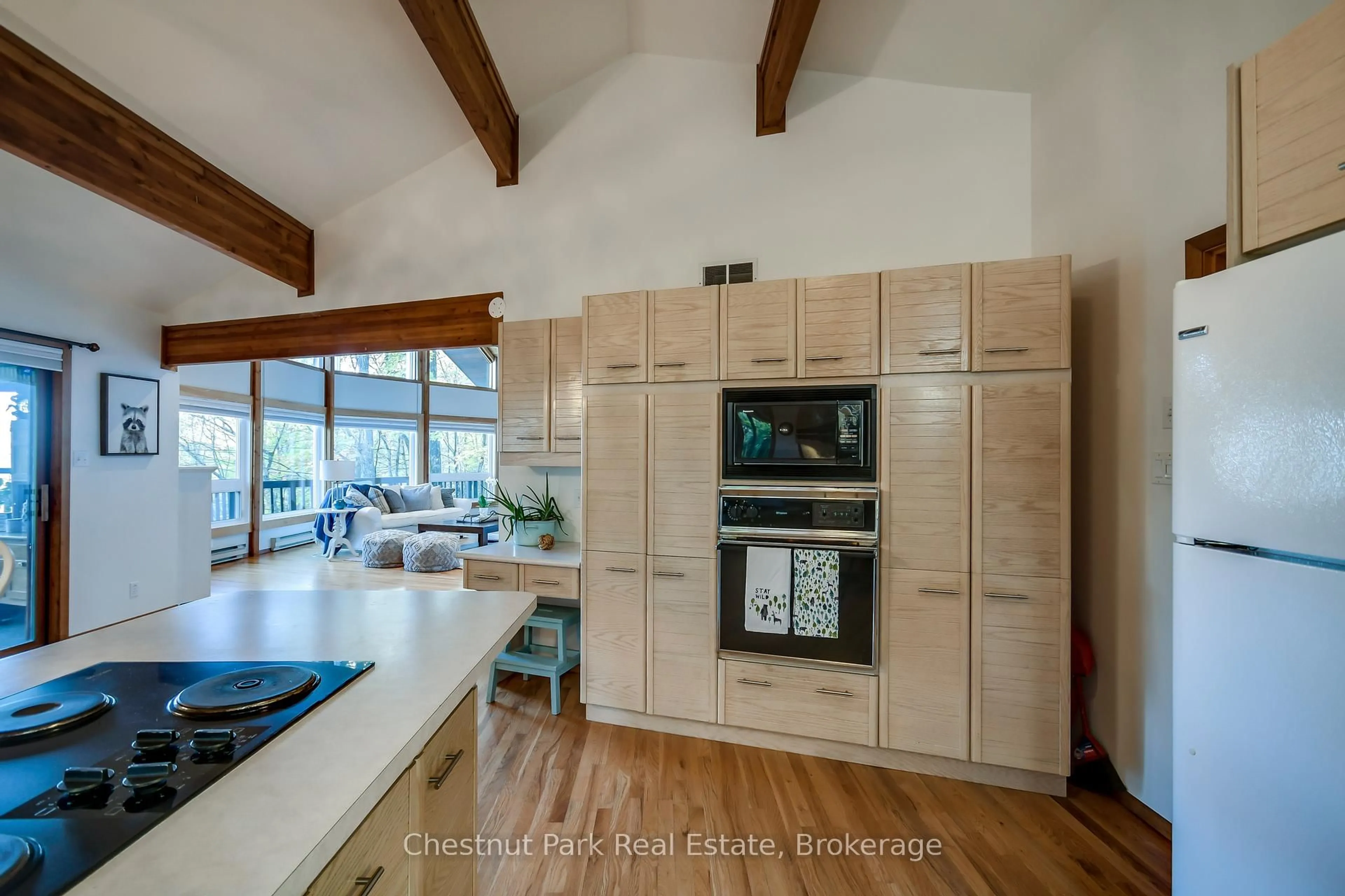 Open concept kitchen, unknown for 1033 Point Ideal Rd, Lake of Bays Ontario P0A 1H0