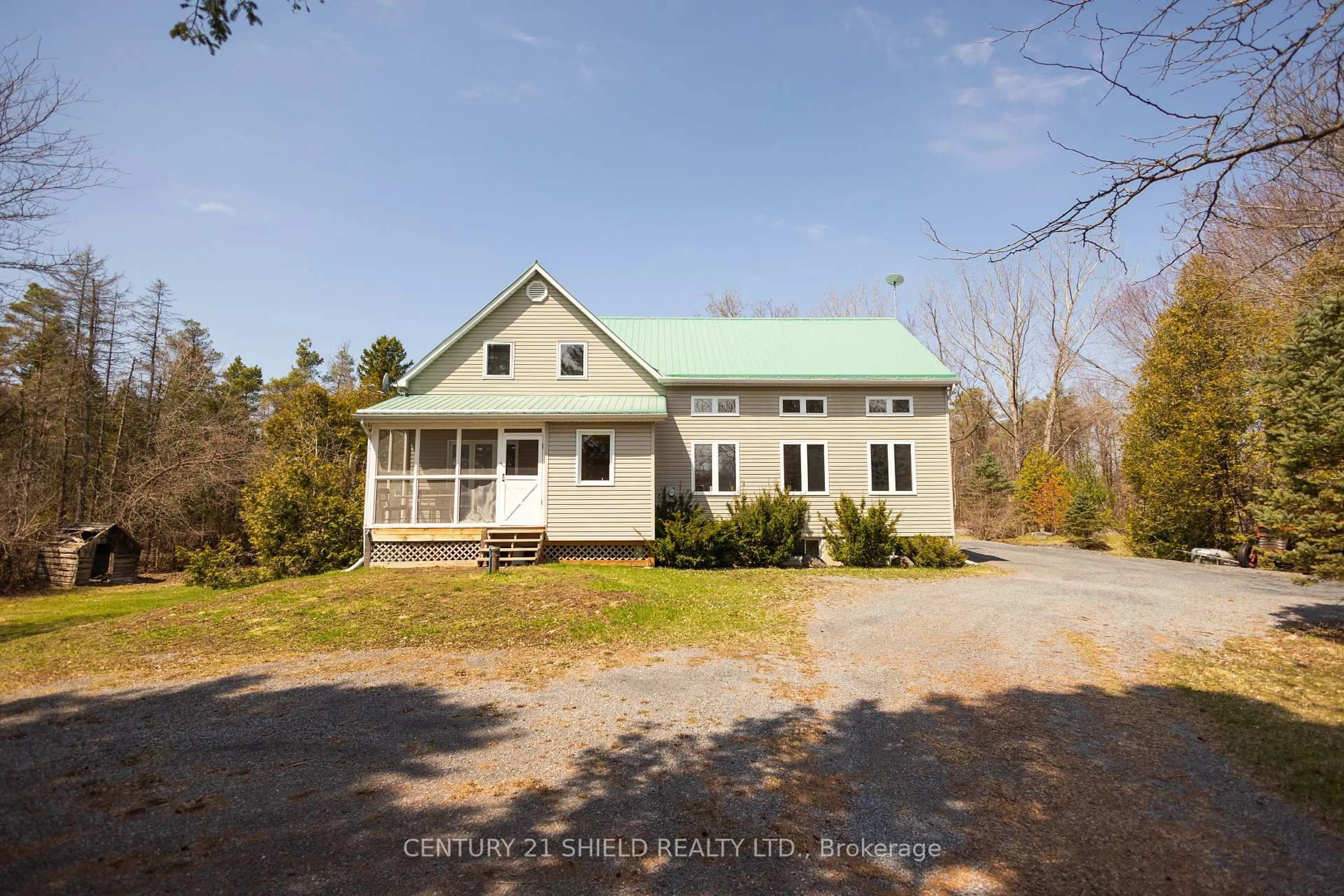 A pic from outside/outdoor area/front of a property/back of a property/a pic from drone, unknown for 19867 Kenyon Rd Concession 1 N/A, North Glengarry Ontario K0C 1A0