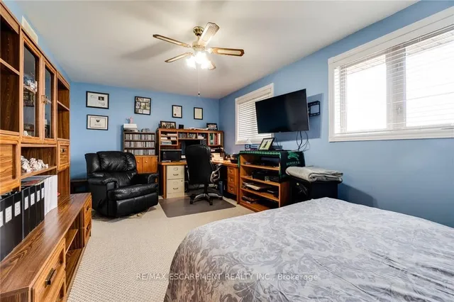 Additional property image - 10 Grassyplain Dr