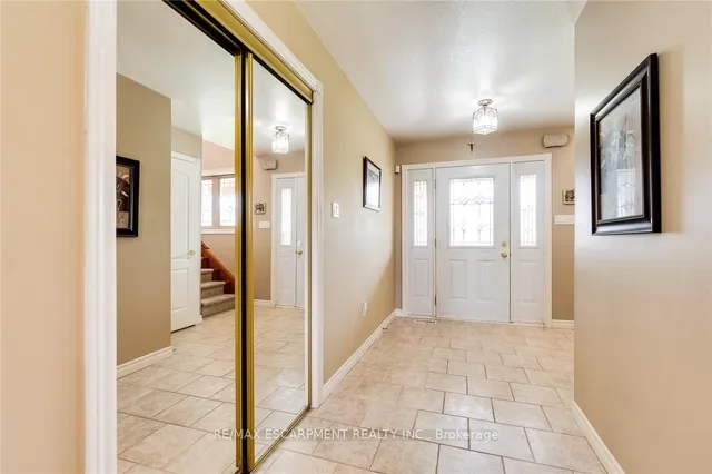 Additional property image - 10 Grassyplain Dr