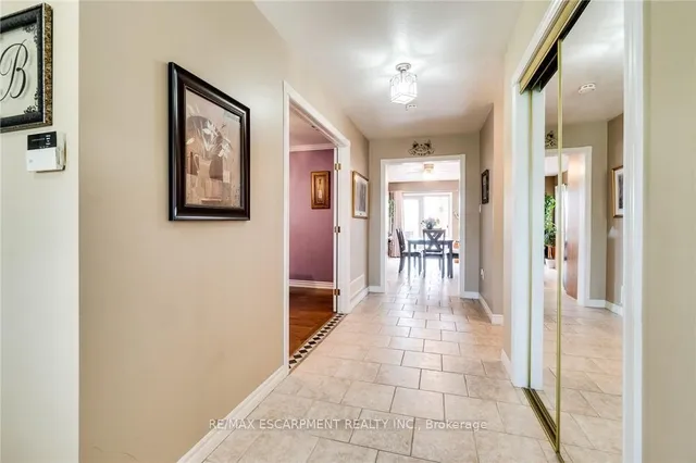 Additional property image - 10 Grassyplain Dr