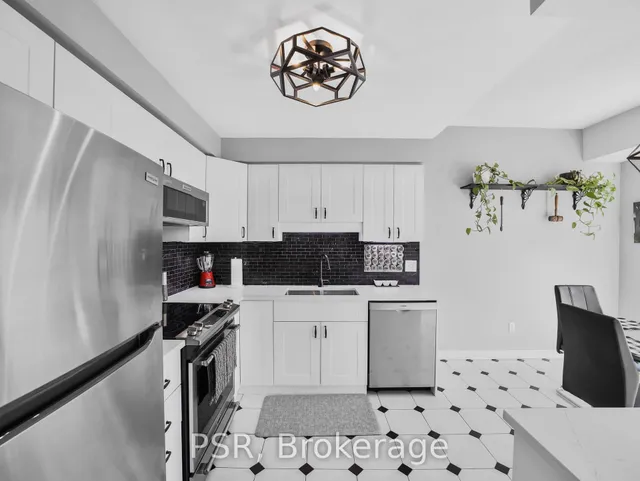 Additional property image - 67 Caroline St Unit 17D