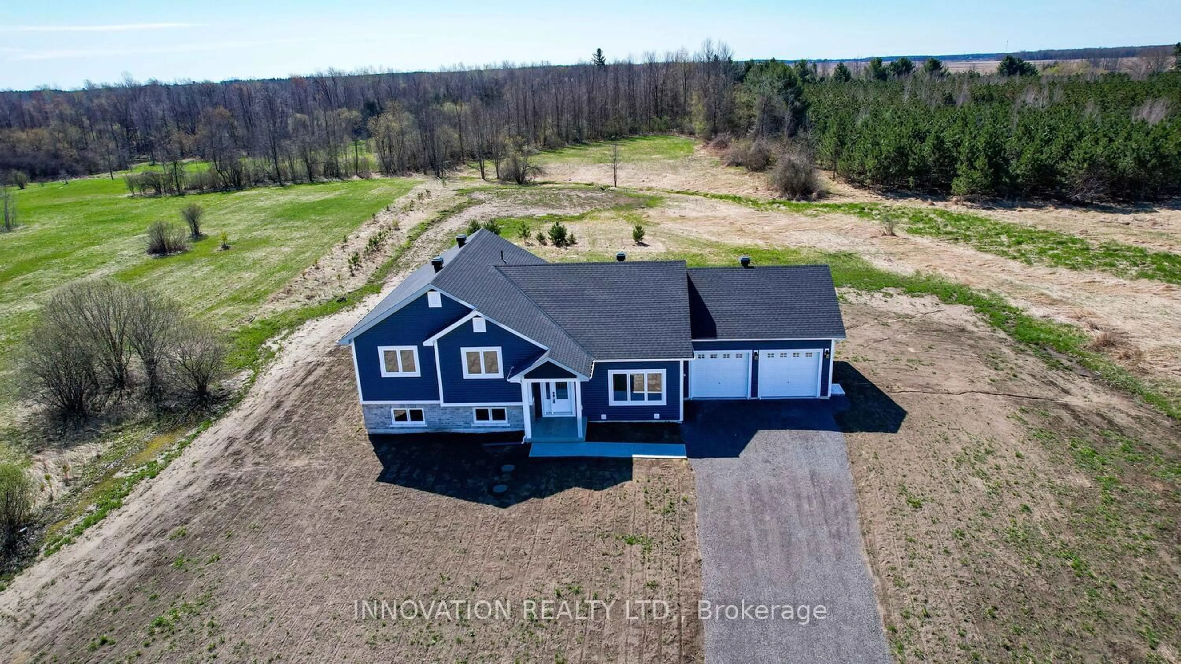 A pic from outside/outdoor area/front of a property/back of a property/a pic from drone, building for 10076 Nation River Rd, South Dundas Ontario K0E 1W0