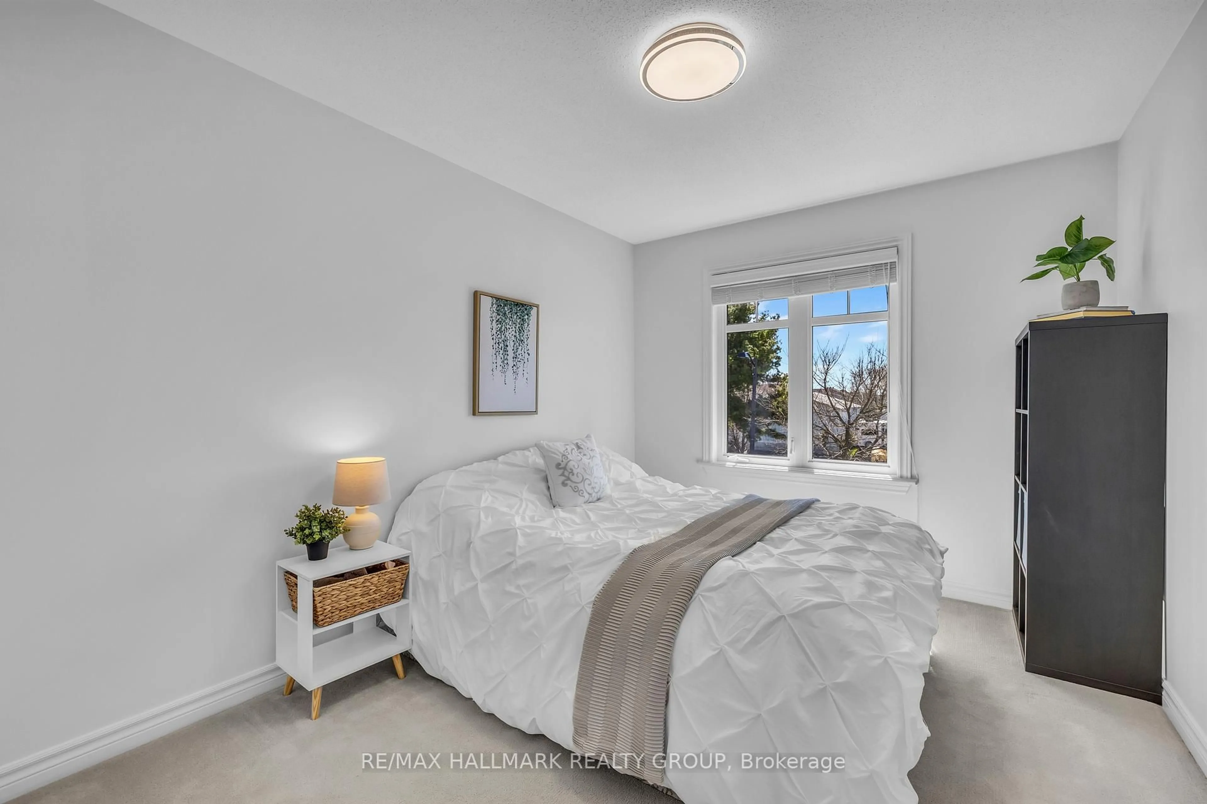 Bedroom with bed, unknown for 367 Trailsedge Way, Ottawa Ontario K1W 0G7