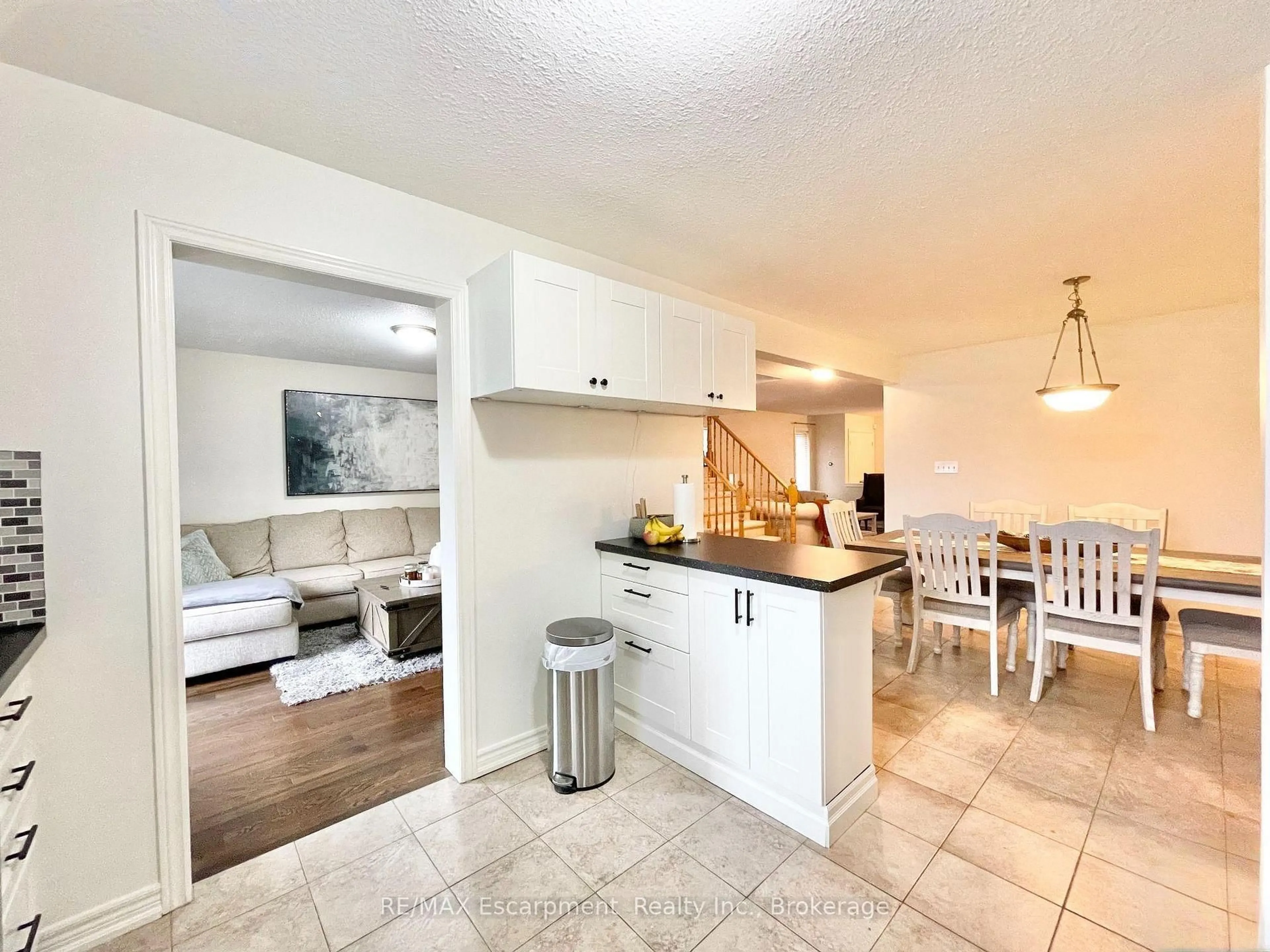 Open concept kitchen, ceramic/tile floor for 78 Peachwood Cres #6, Hamilton Ontario L8E 5Z8
