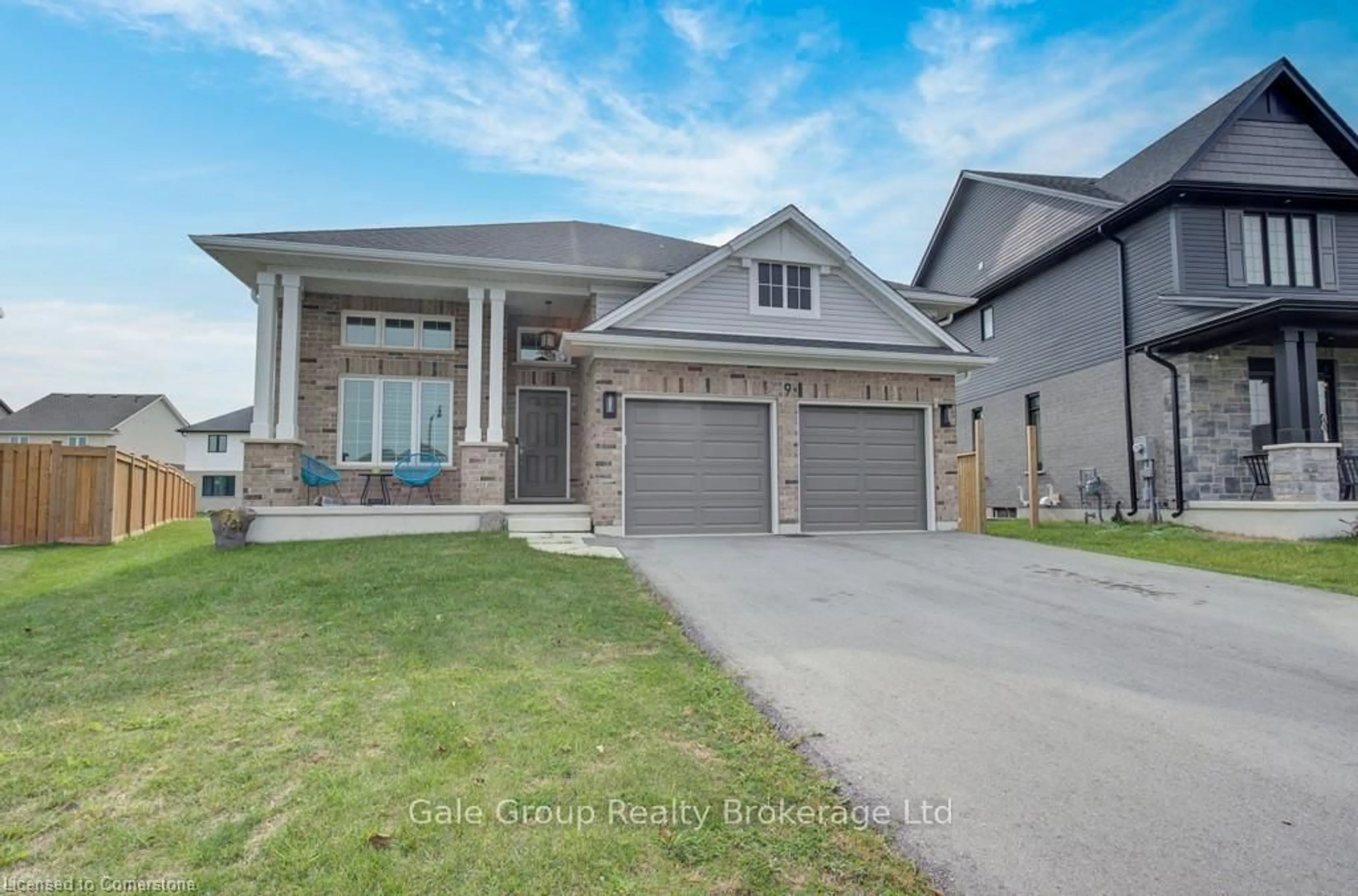 Home with brick exterior material, street for 9 Clover Circ, St. Thomas Ontario N5R 0J3