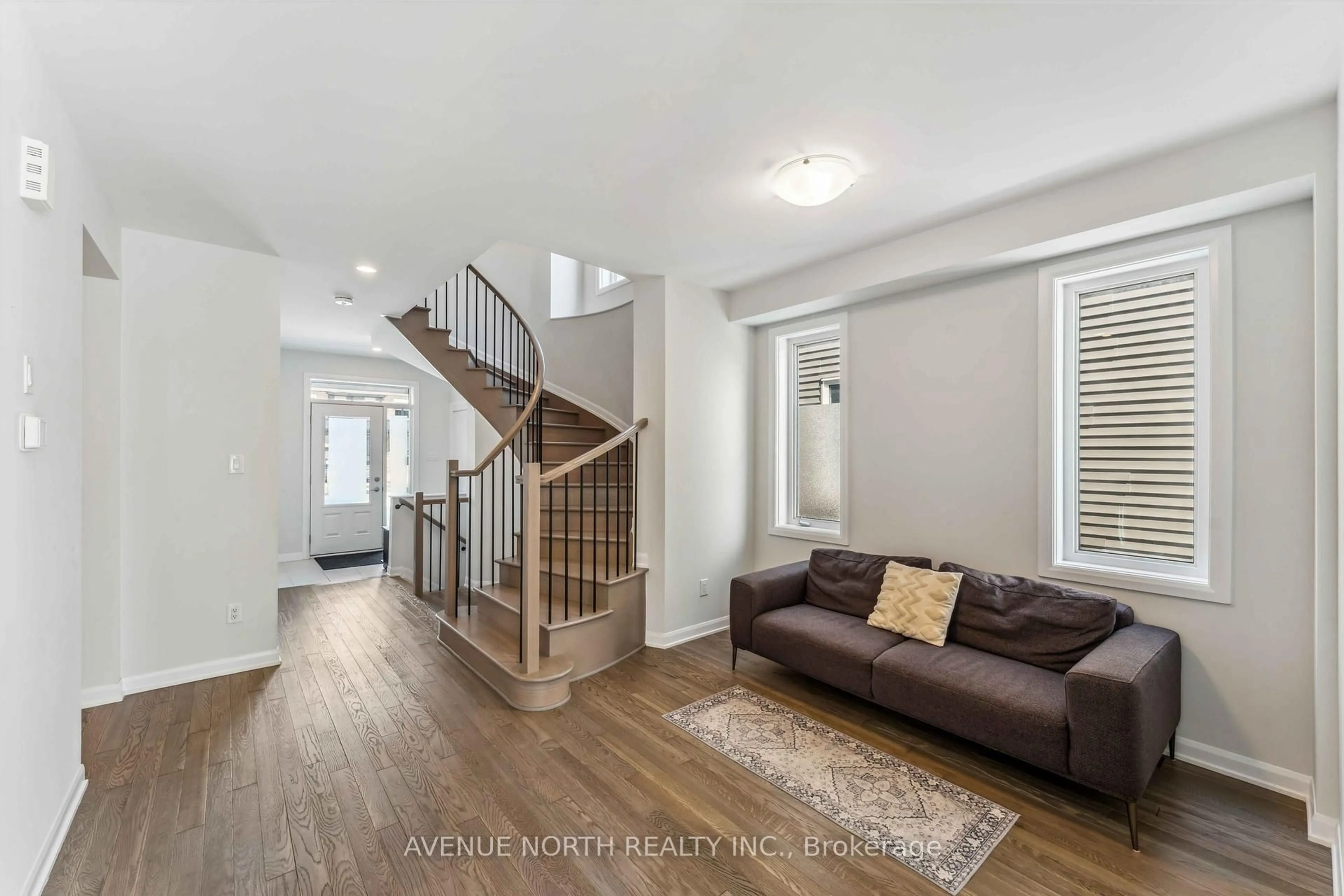 Unknown for 841 Cappamore Dr, Ottawa Ontario K2J 7C3