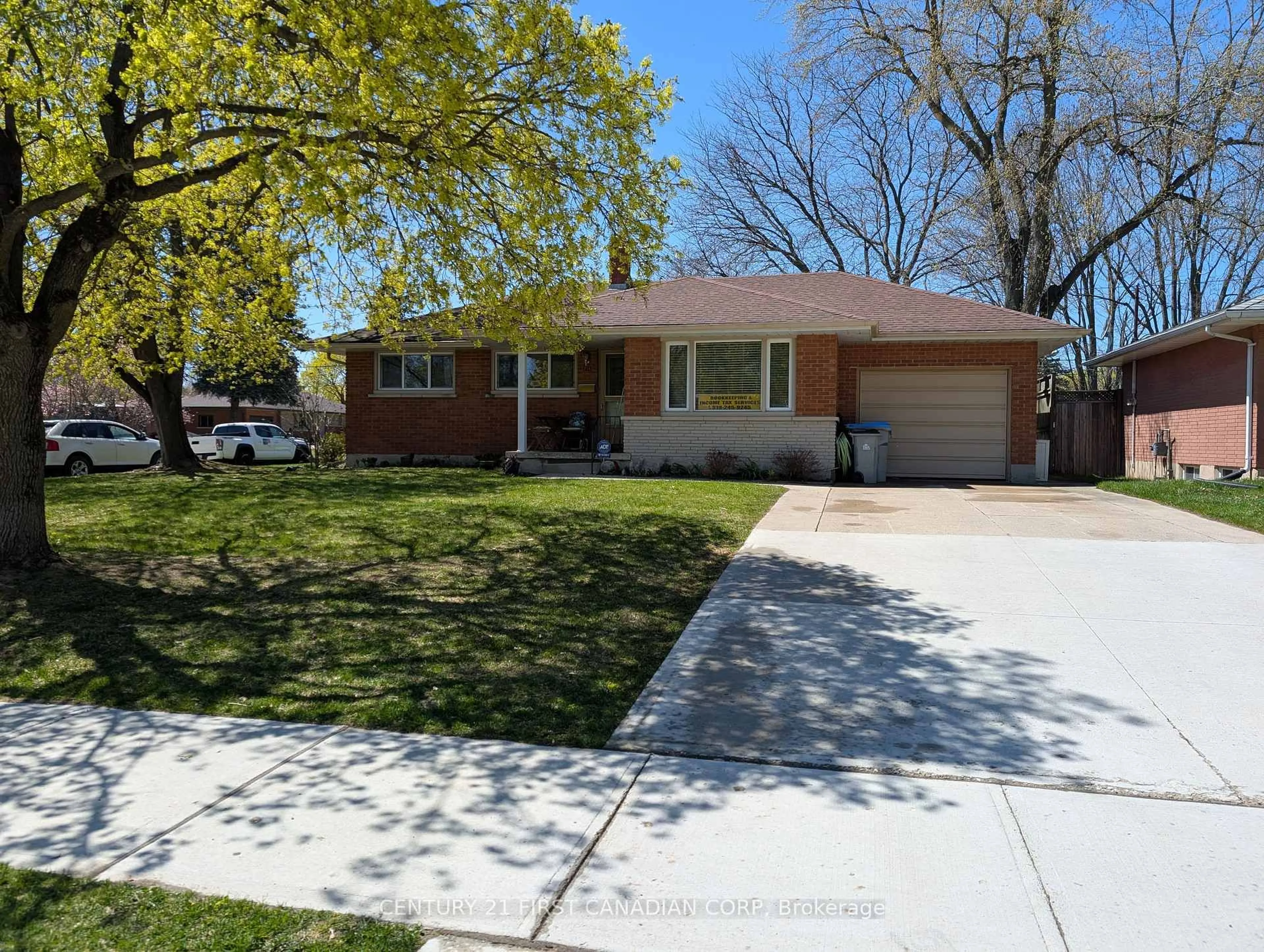 Home with brick exterior material, street for 336 Drury Lane, Strathroy Caradoc Ontario N7G 3G1