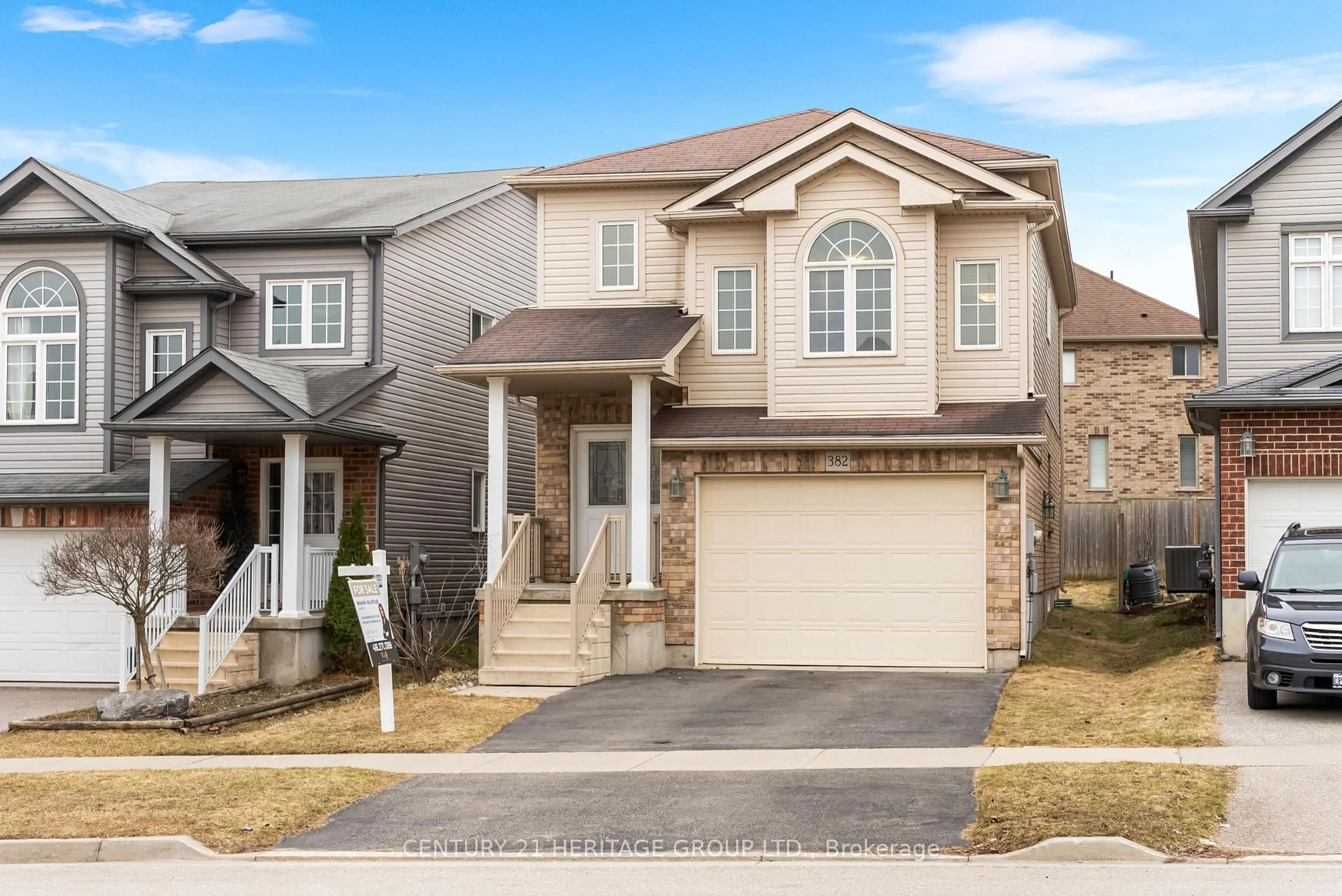 Home with brick exterior material, street for 382 Woodbine Ave, Kitchener Ontario N2R 0A9