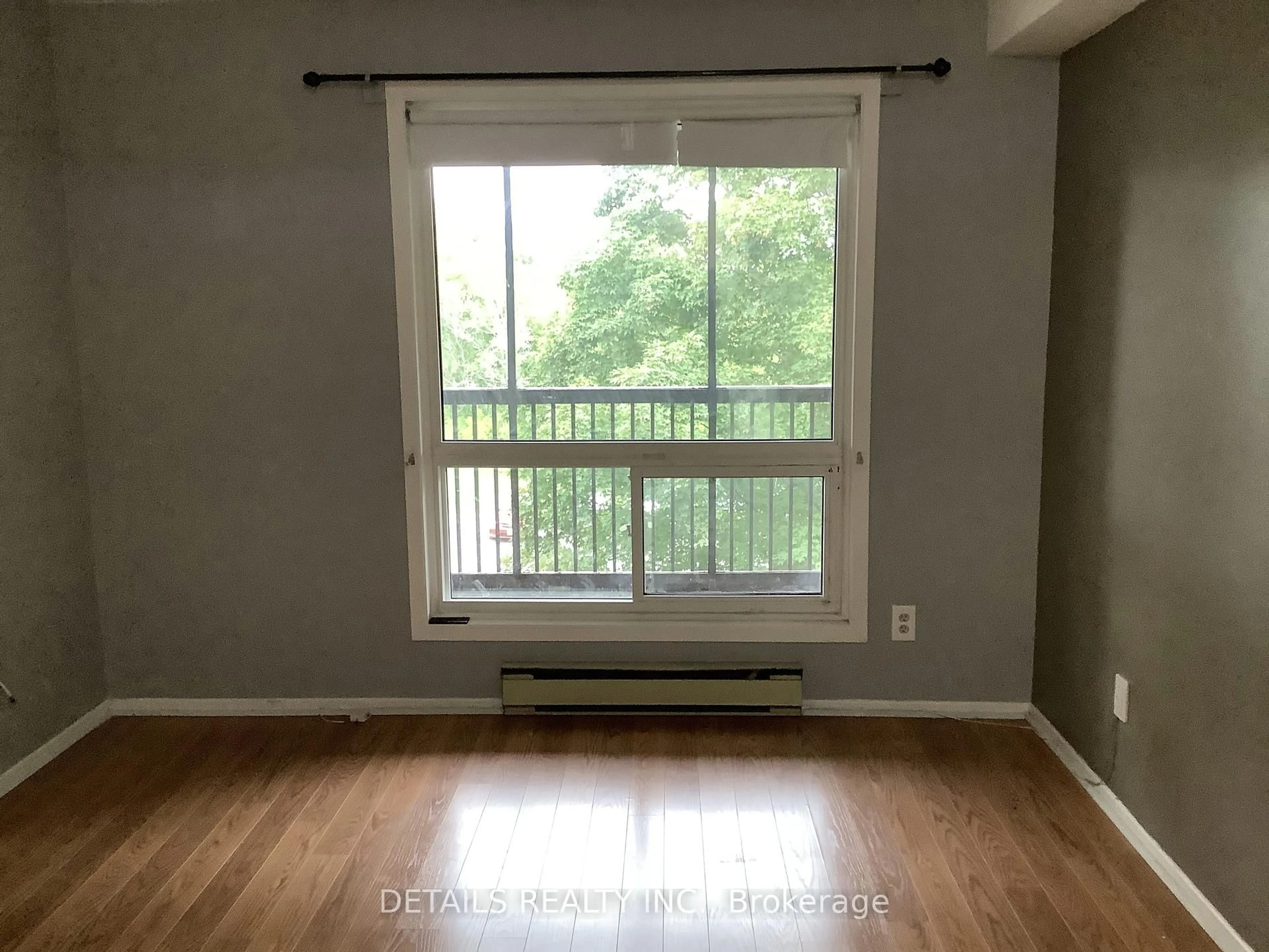 A pic of a room for 6376 Bilberry Dr, Ottawa Ontario K1C 4P2