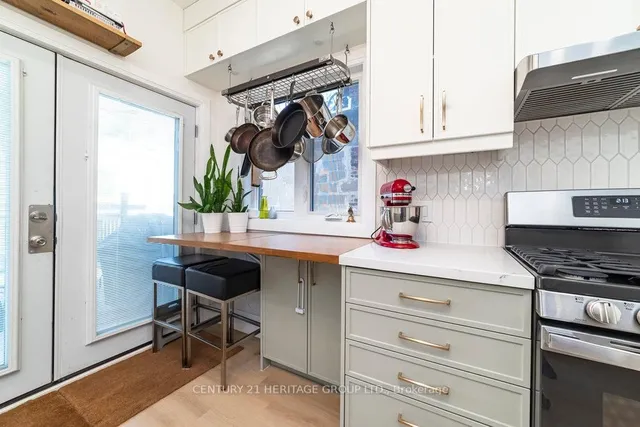 Additional property image - 201 Jackson St