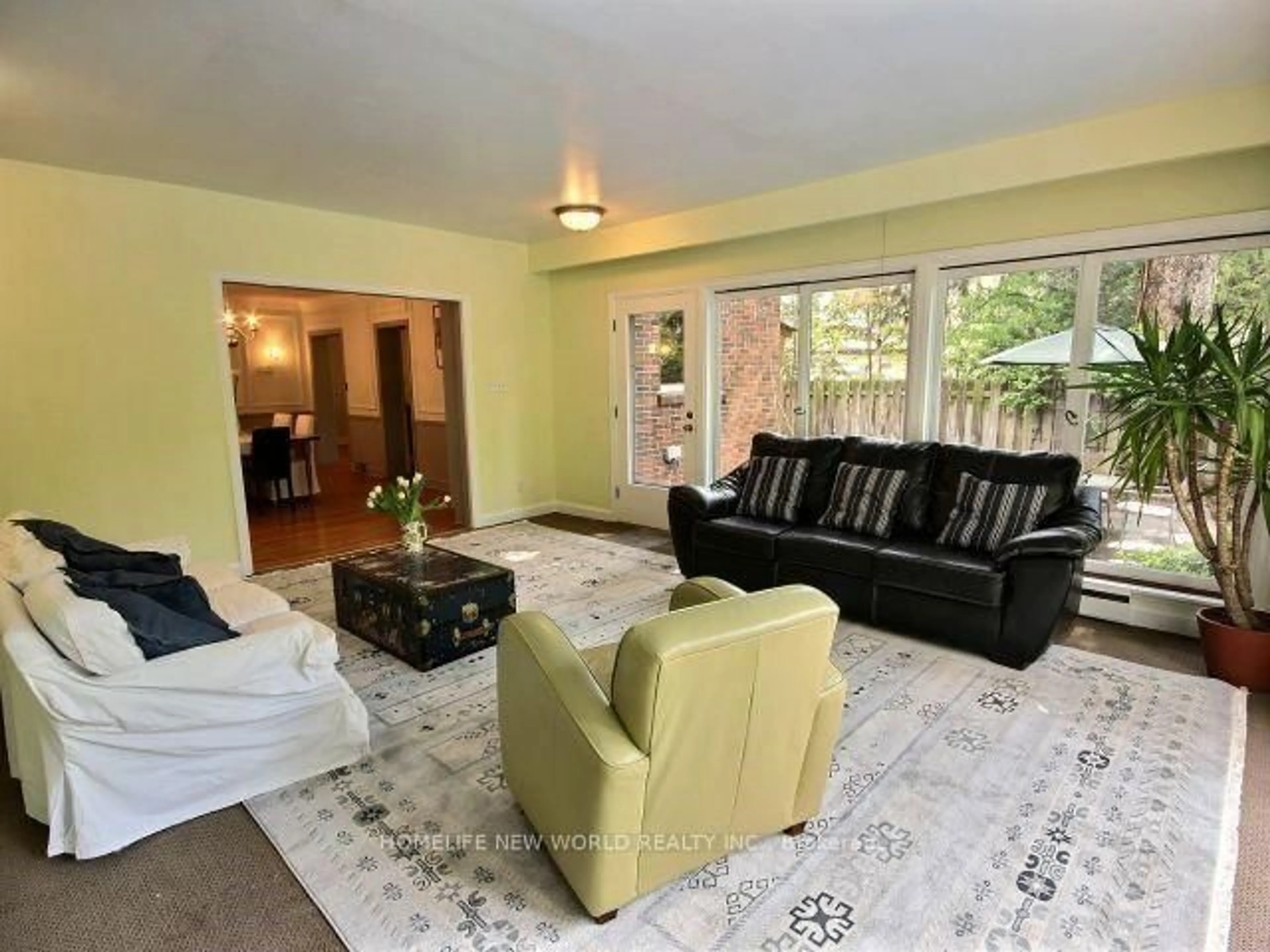 Living room with furniture, unknown for 147 Sterling St, Hamilton Ontario L8S 4J7