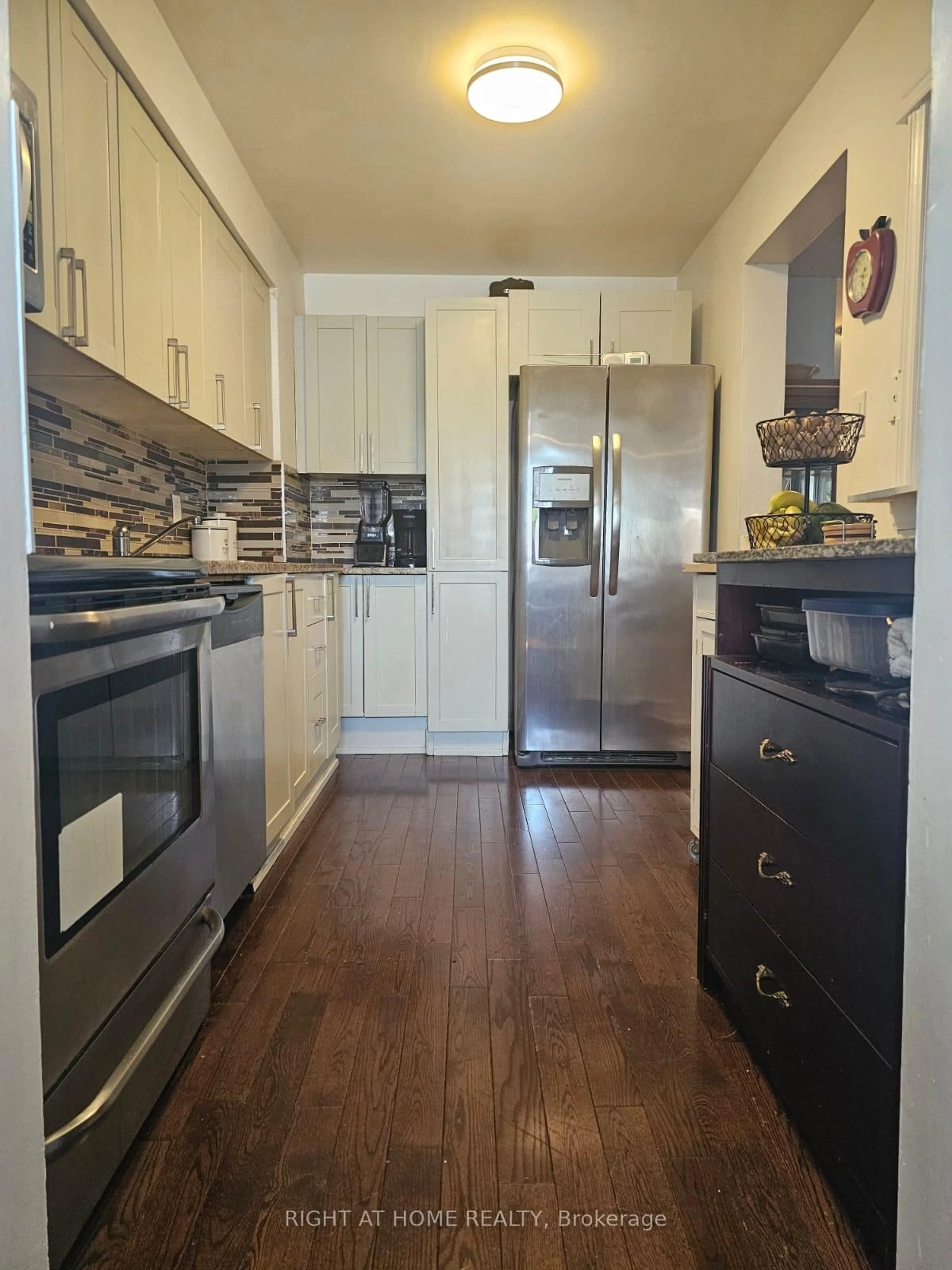 Unknown for 2415 Southvale Cres, Ottawa Ontario K1B 4J5