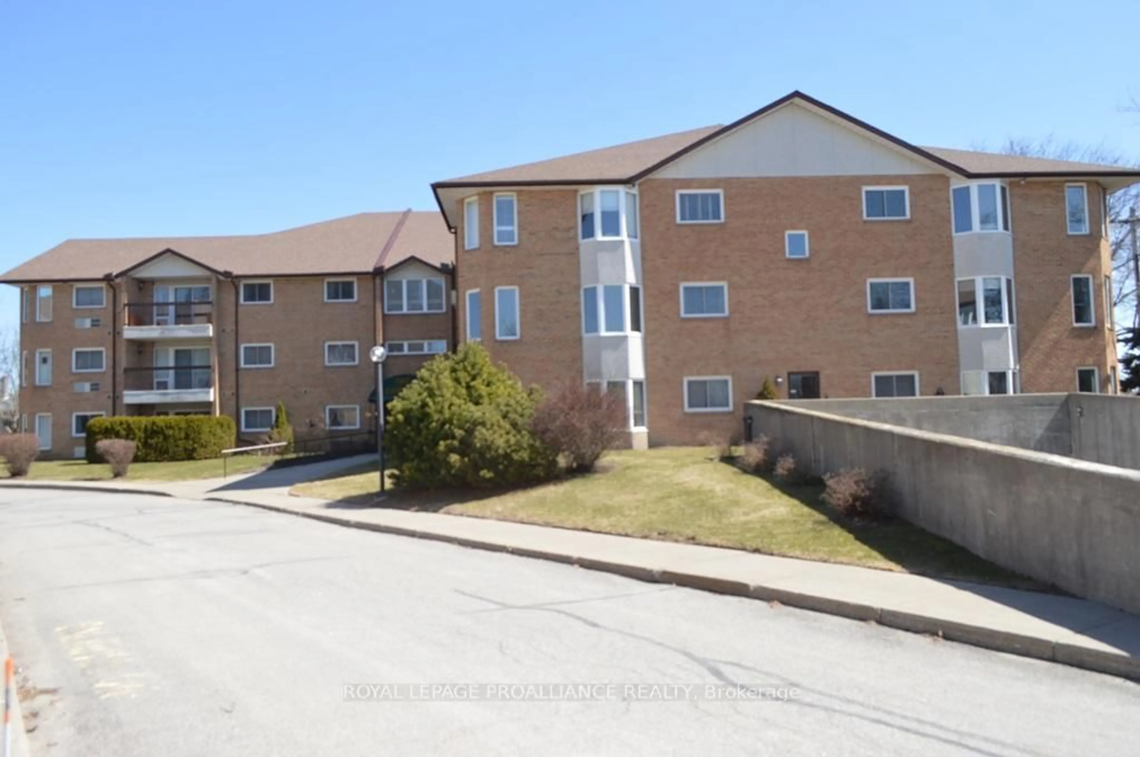 A pic from outside/outdoor area/front of a property/back of a property/a pic from drone, unknown for 56 Tripp Blvd #205, Quinte West Ontario K8V 5V1