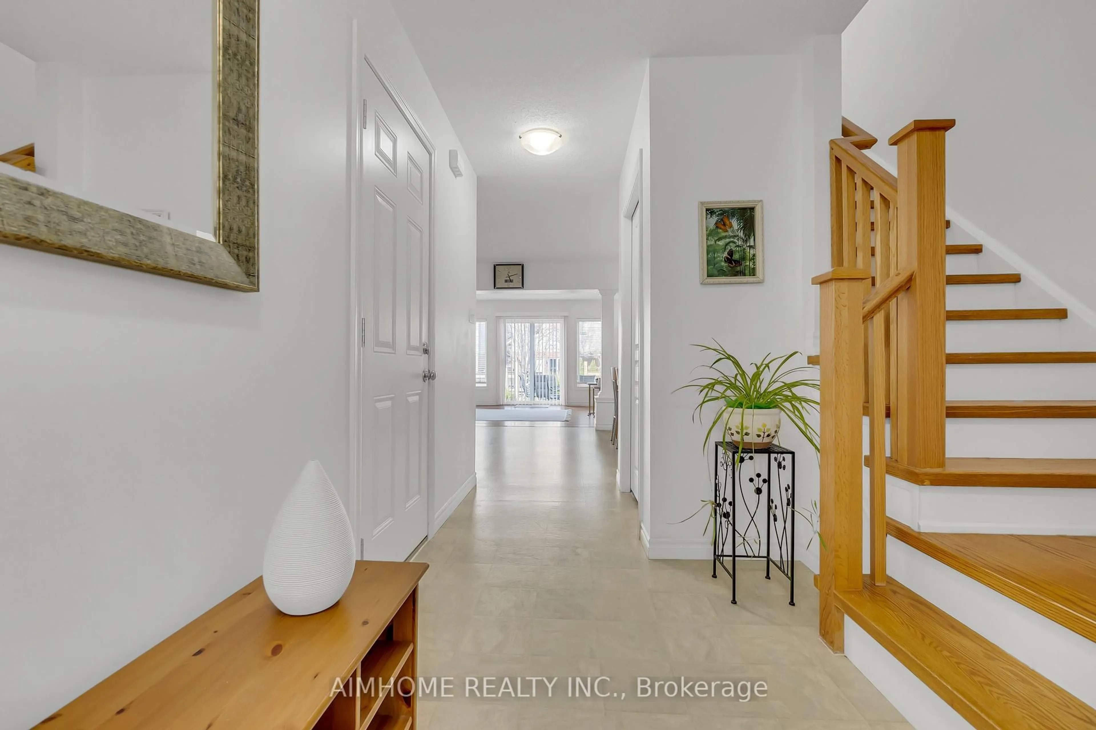 Indoor entryway for 20 Wilkie Cres, Guelph Ontario N1L 0B1