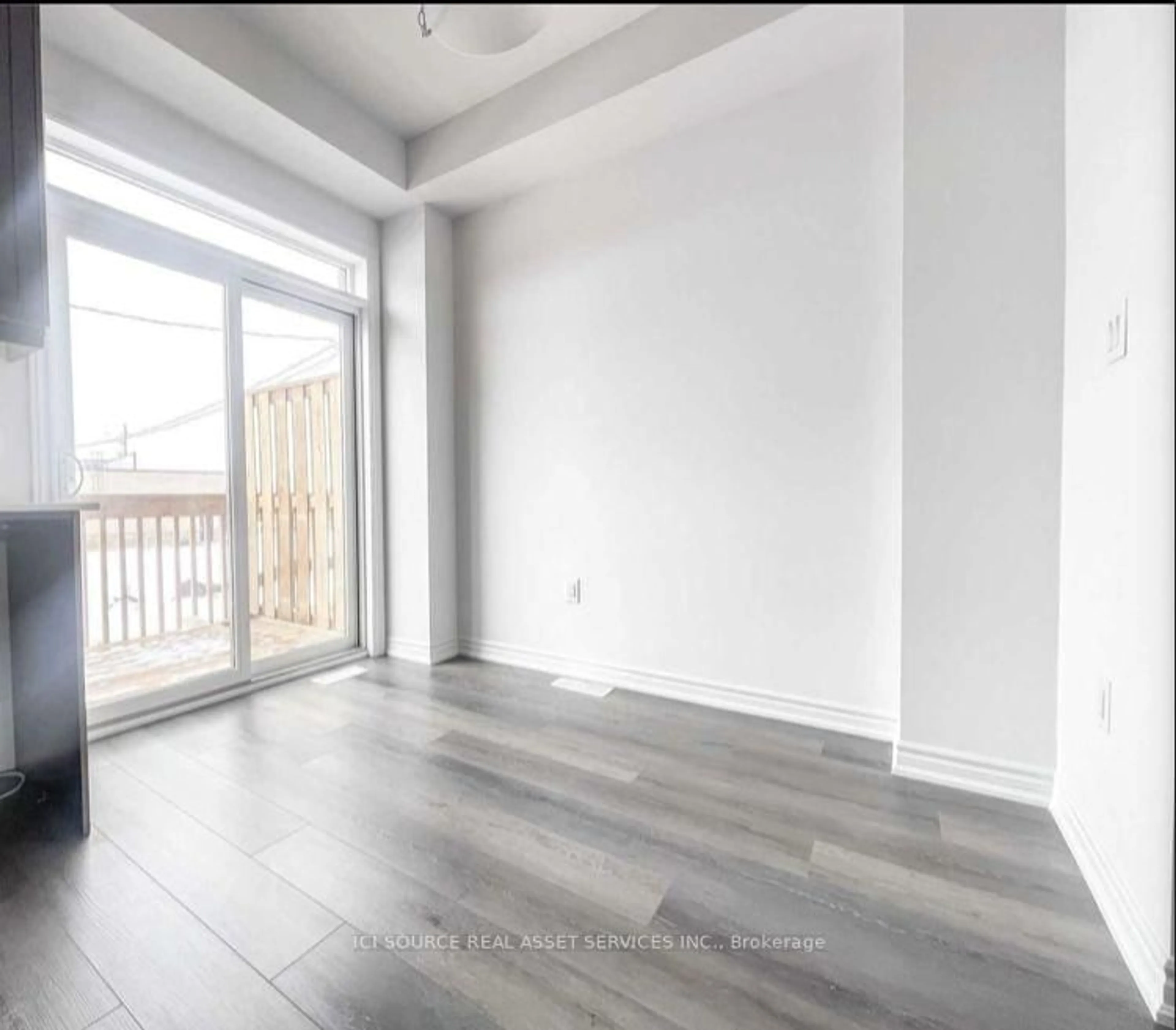 Unknown for 61 Soho St #46, Hamilton Ontario L8J 0M6