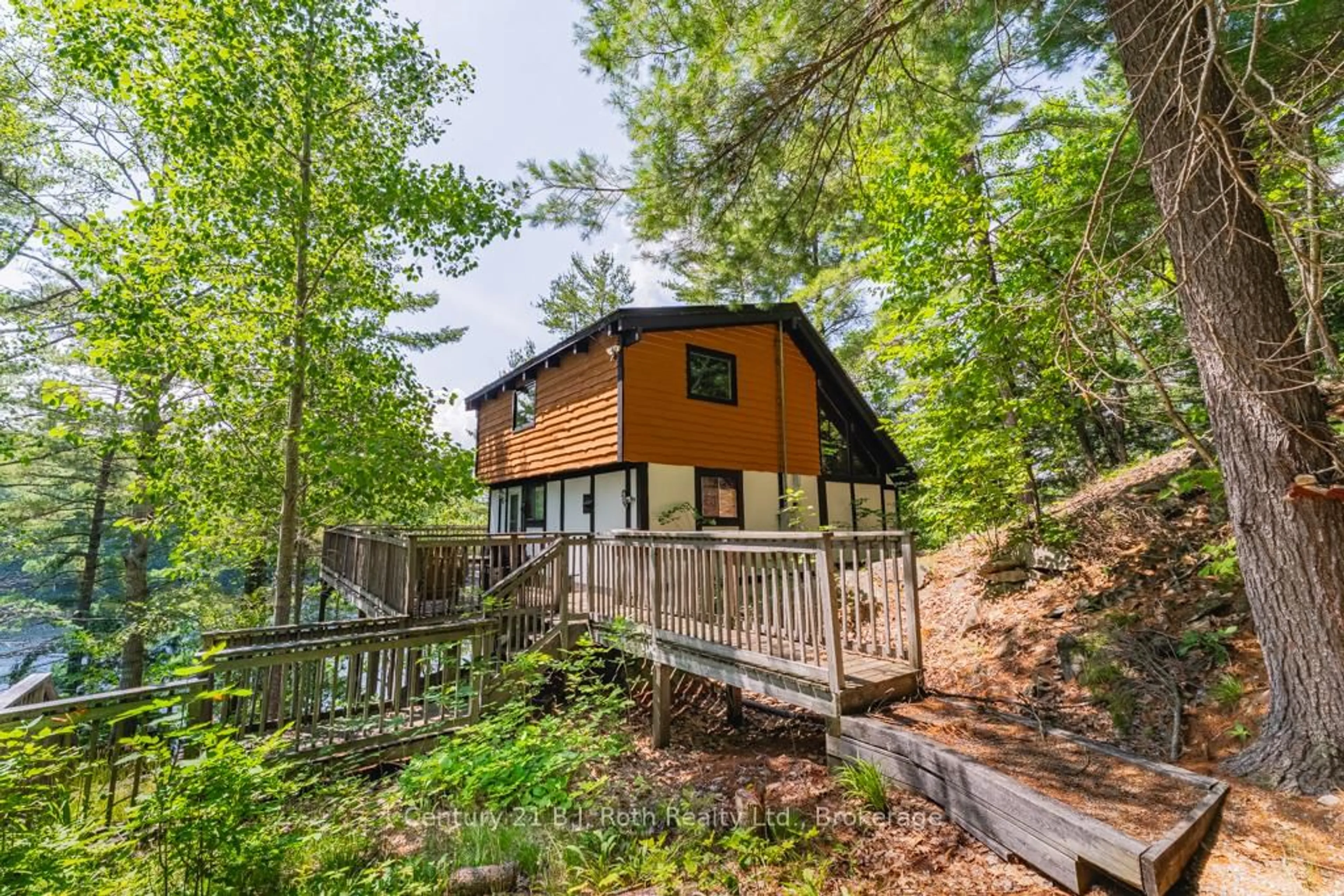 Unknown for 1033 Bayview Point Rd, Lake of Bays Ontario P0A 1H0