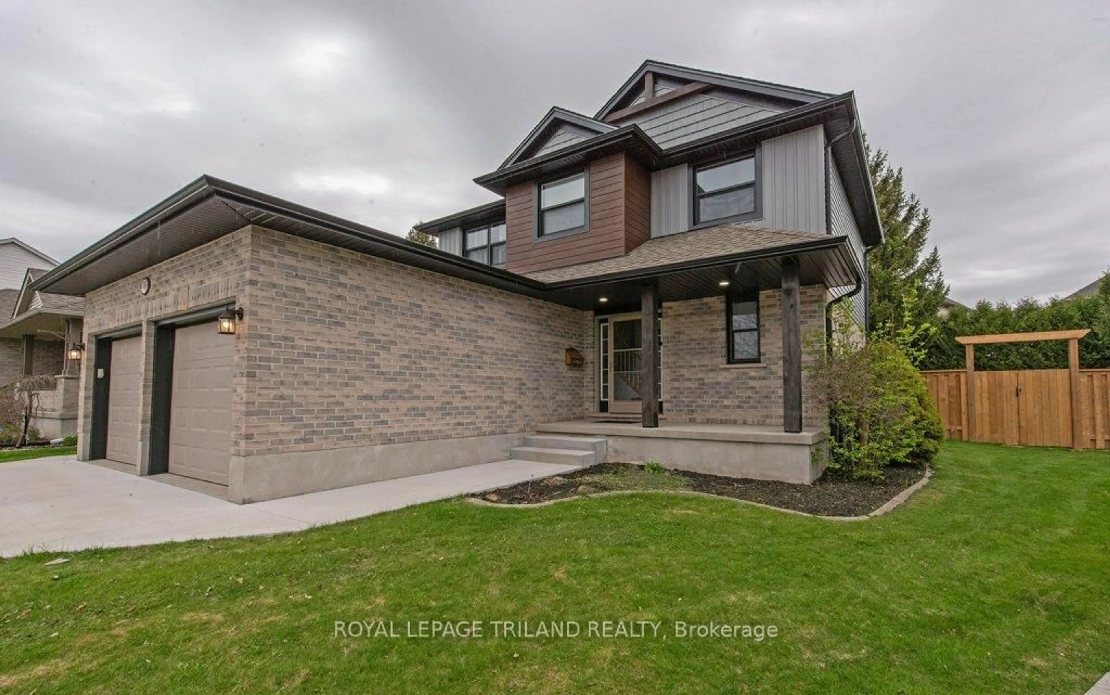 Home with brick exterior material, street for 18 PENHALE Ave, St. Thomas Ontario N5R 5M9