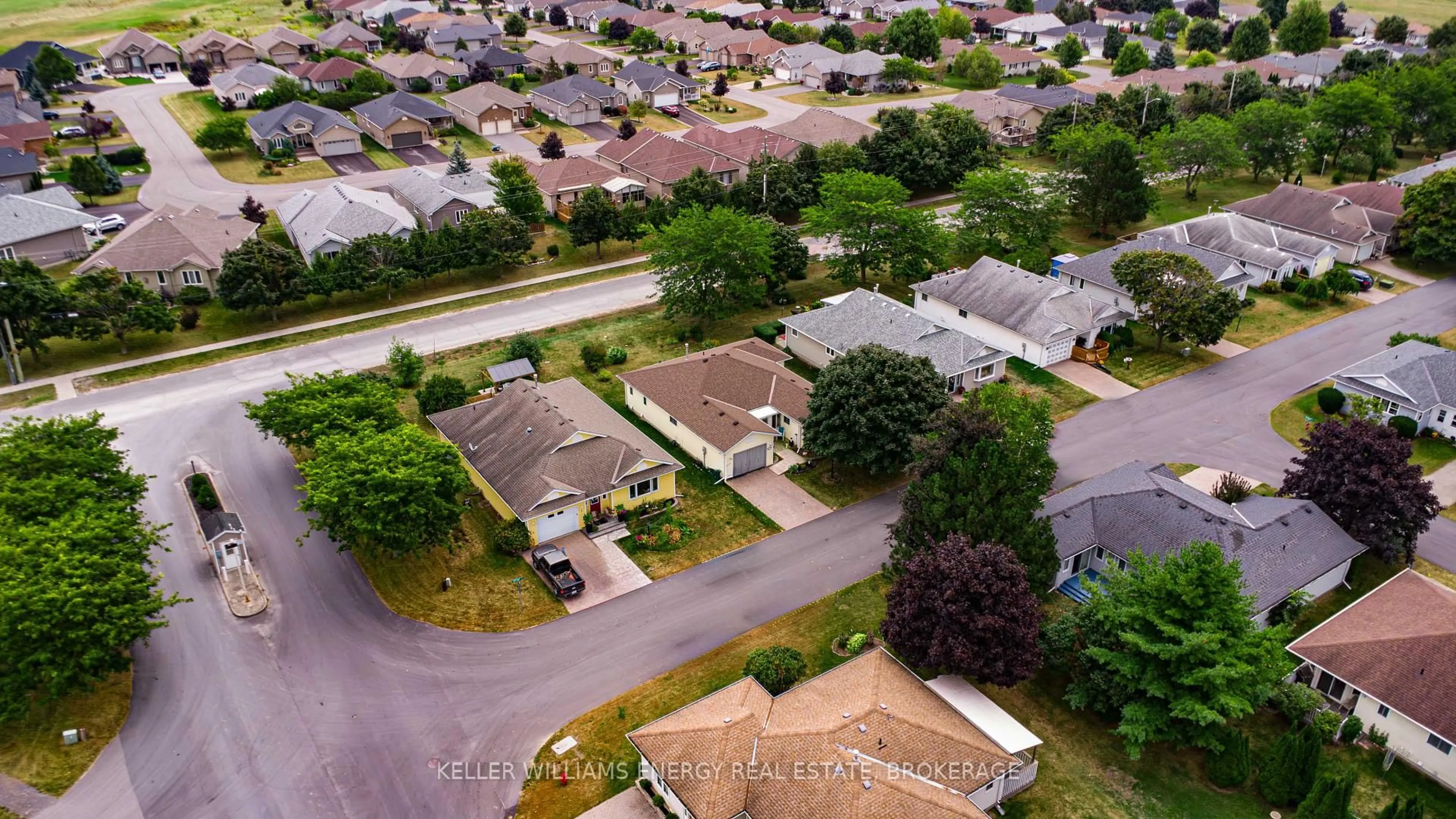 A pic from outside/outdoor area/front of a property/back of a property/a pic from drone, street for 4 Heritage Dr, Prince Edward County Ontario K0K 3L0