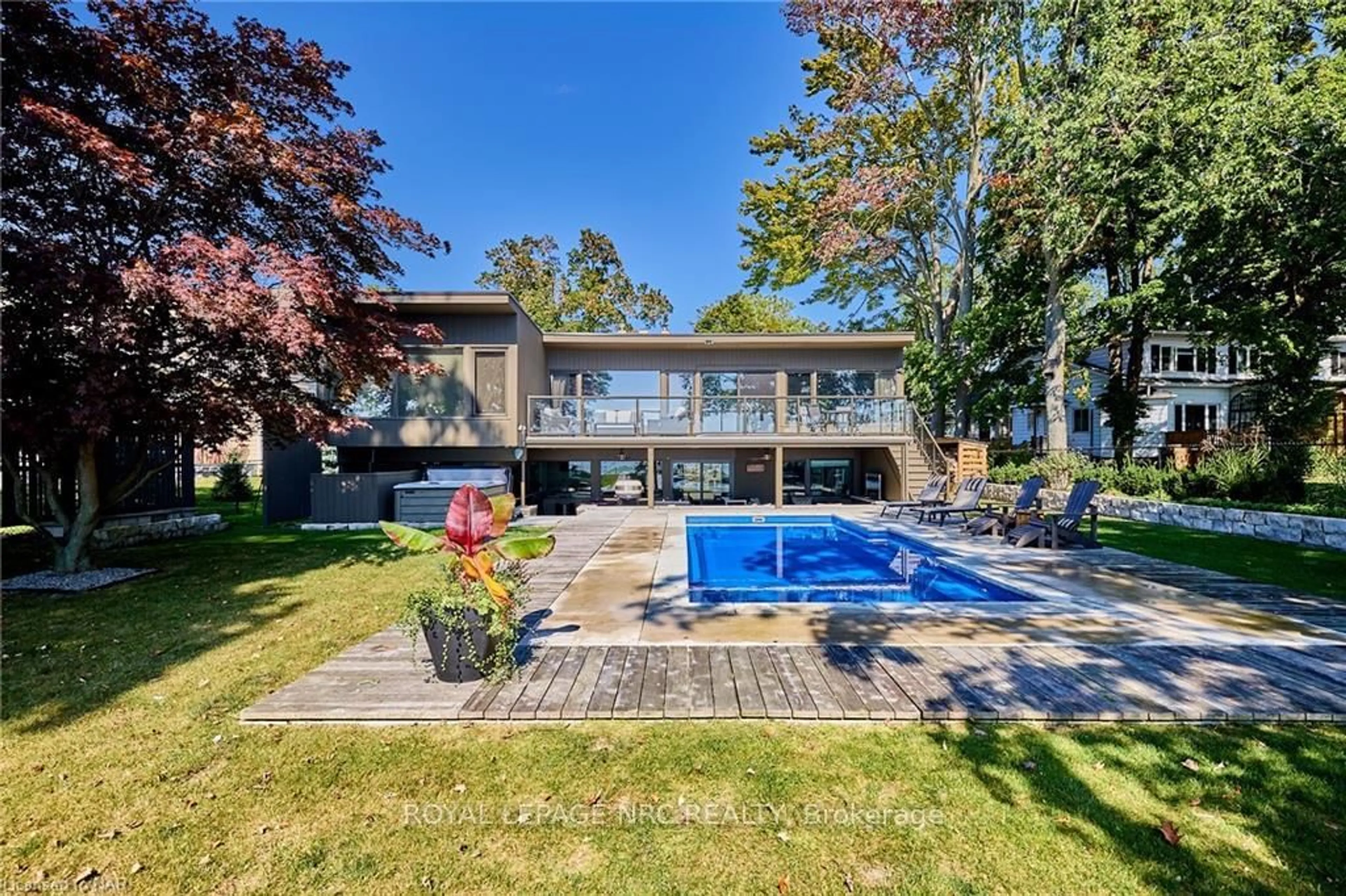 Pool for 53 Tennessee Ave, Port Colborne Ontario L3K 2R8