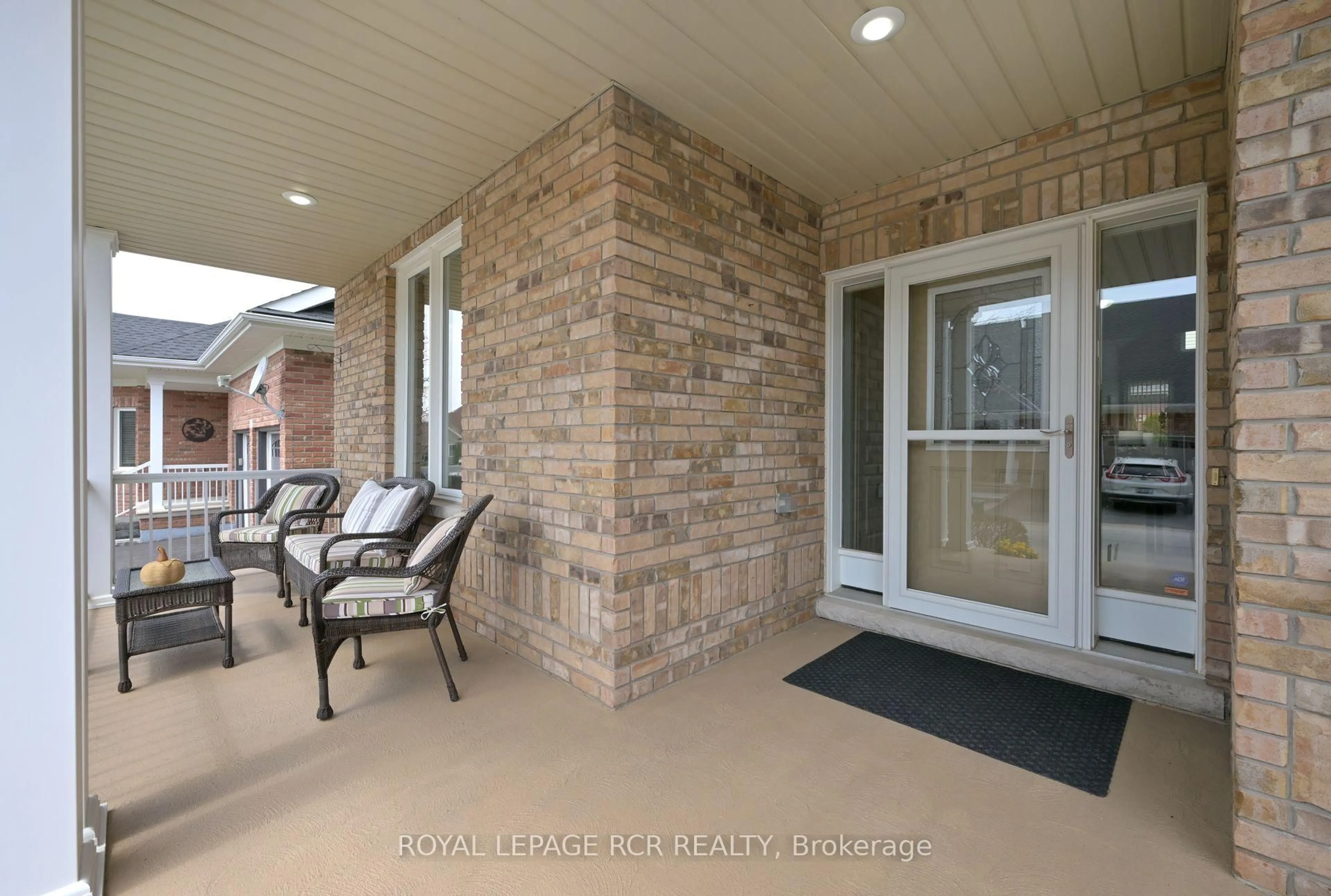 Patio, street for 200 Kingfisher Dr #155, Mono Ontario L9W 0B3