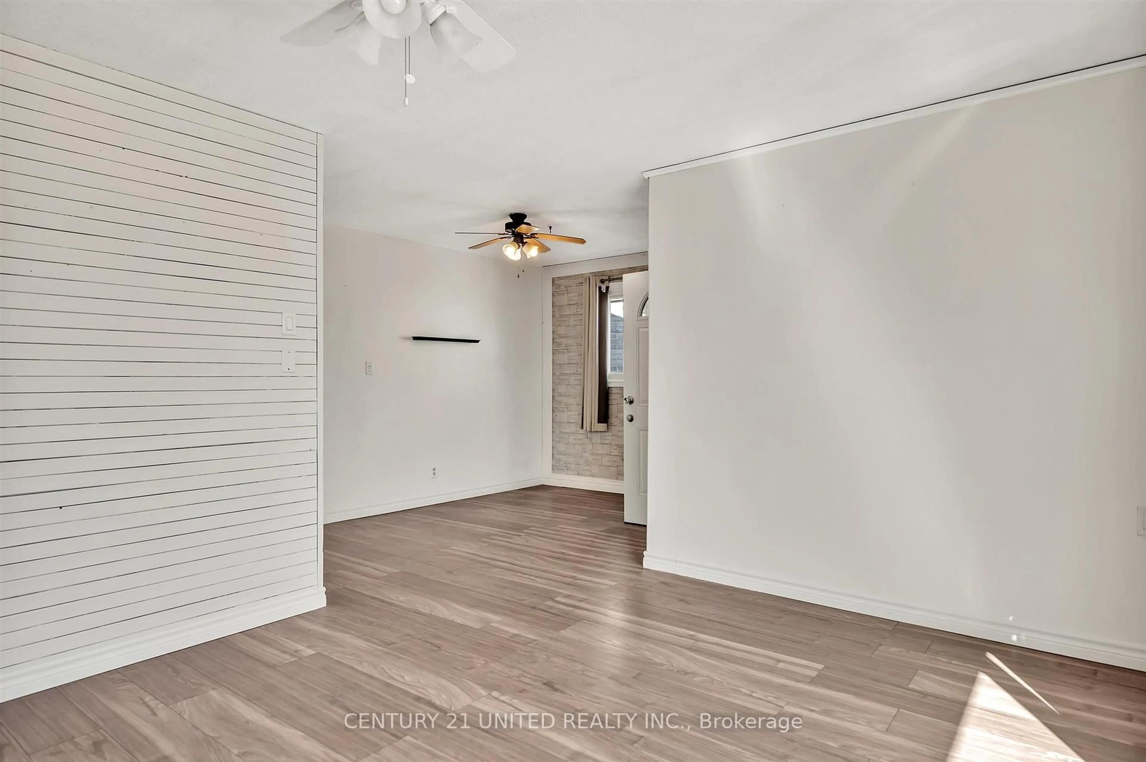 A pic of a room for 719 Mountain Ash Rd, Peterborough South Ontario K9J 8K1