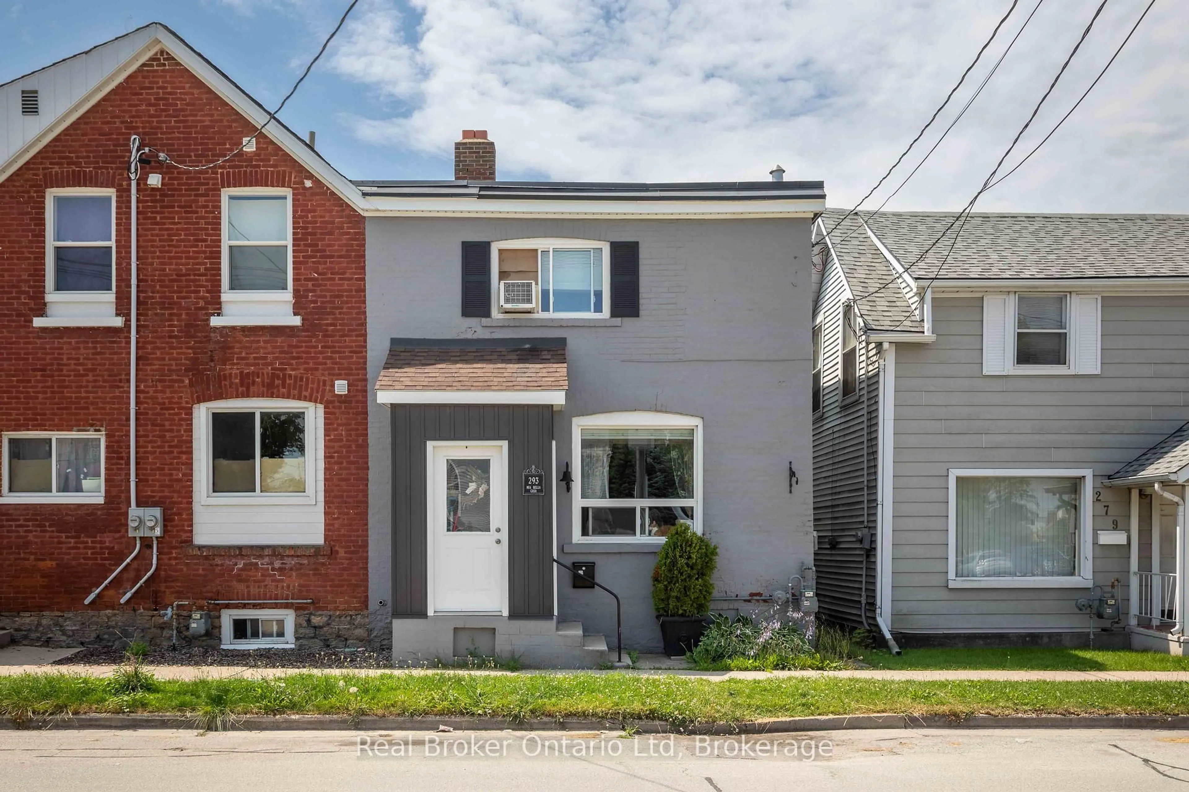 Home with brick exterior material, street for 293 11th St, Owen Sound Ontario N4K 1T8