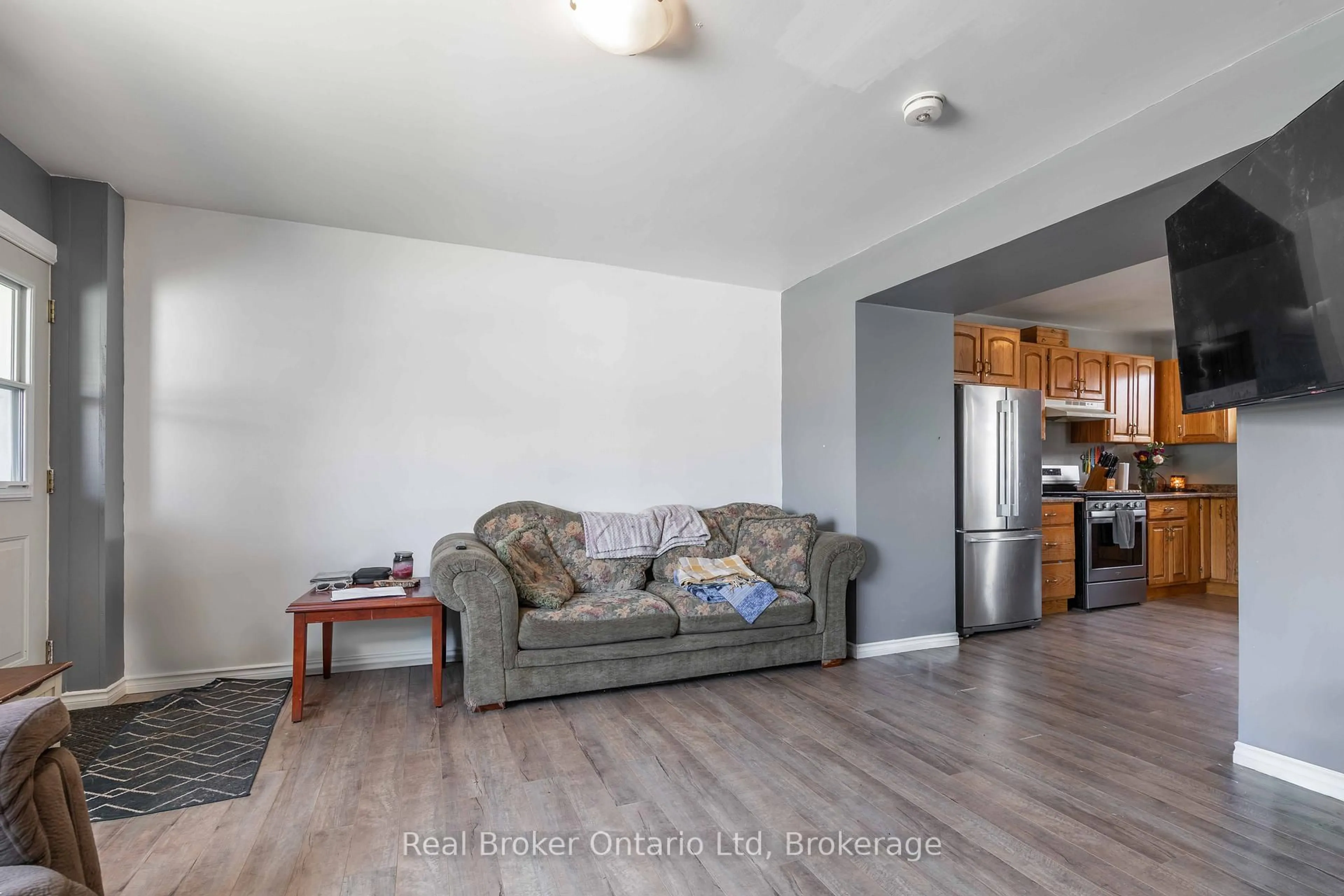 Living room with furniture, unknown for 293 11th St, Owen Sound Ontario N4K 1T8
